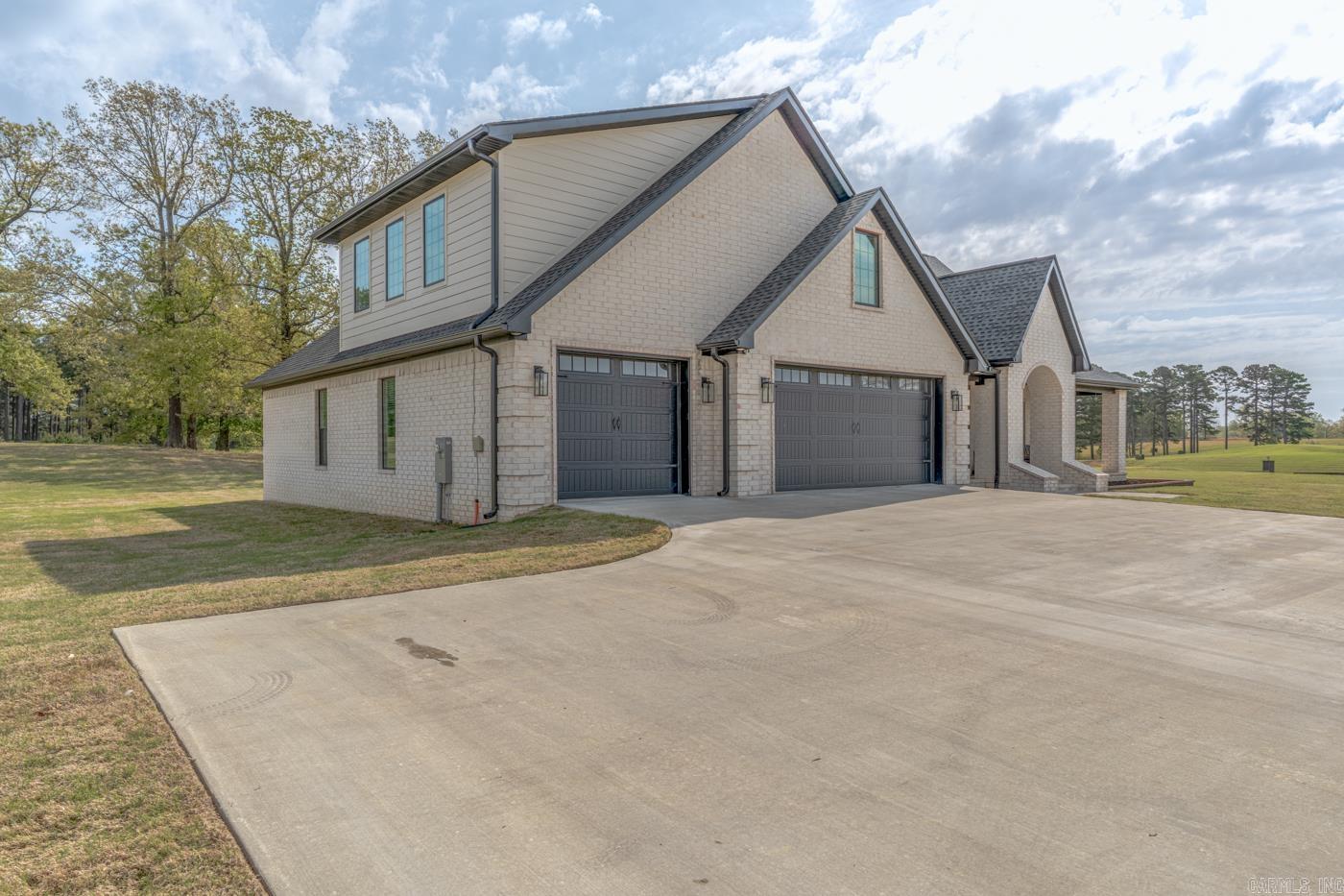 GREENSBORO RIDGE - Residential