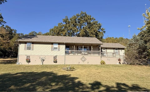 Photo of 510 Ascension Drive, Mountain Home, AR 72653 (MLS # 26042830)