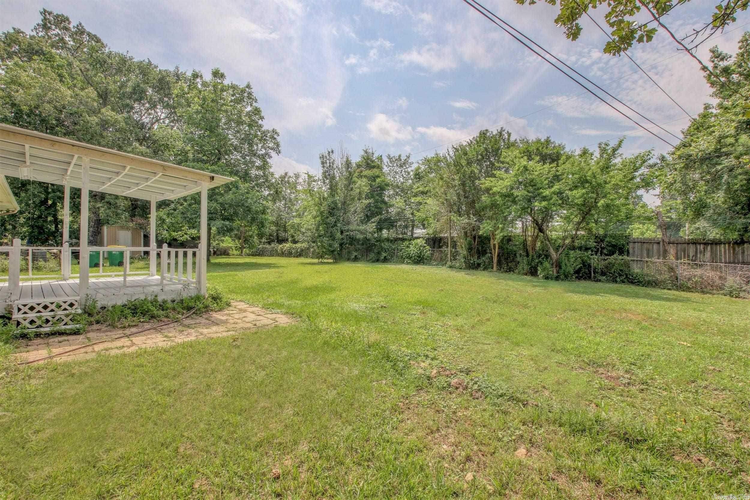 01-11-10 - Residential Lease