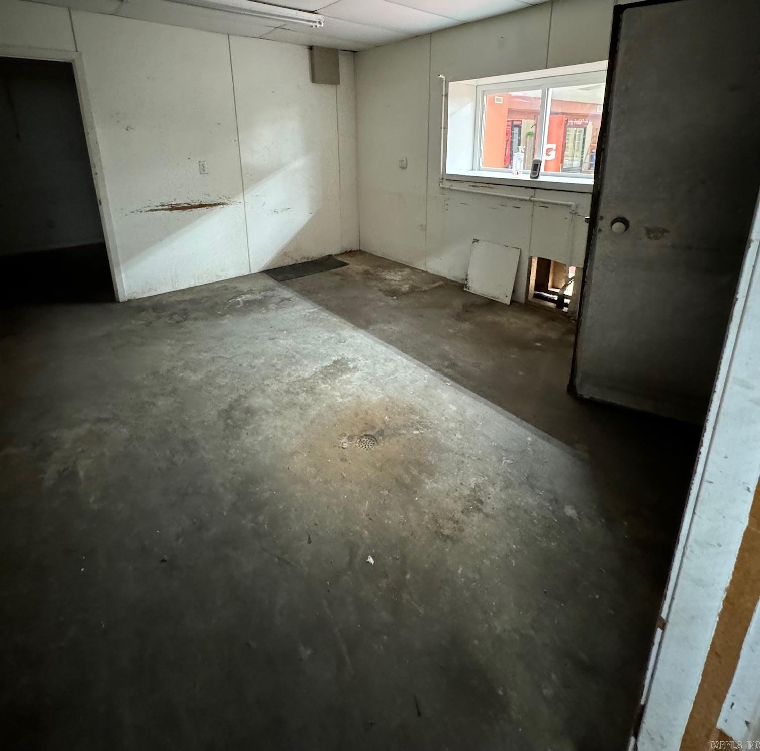 Metes & Bounds - Commercial Sale