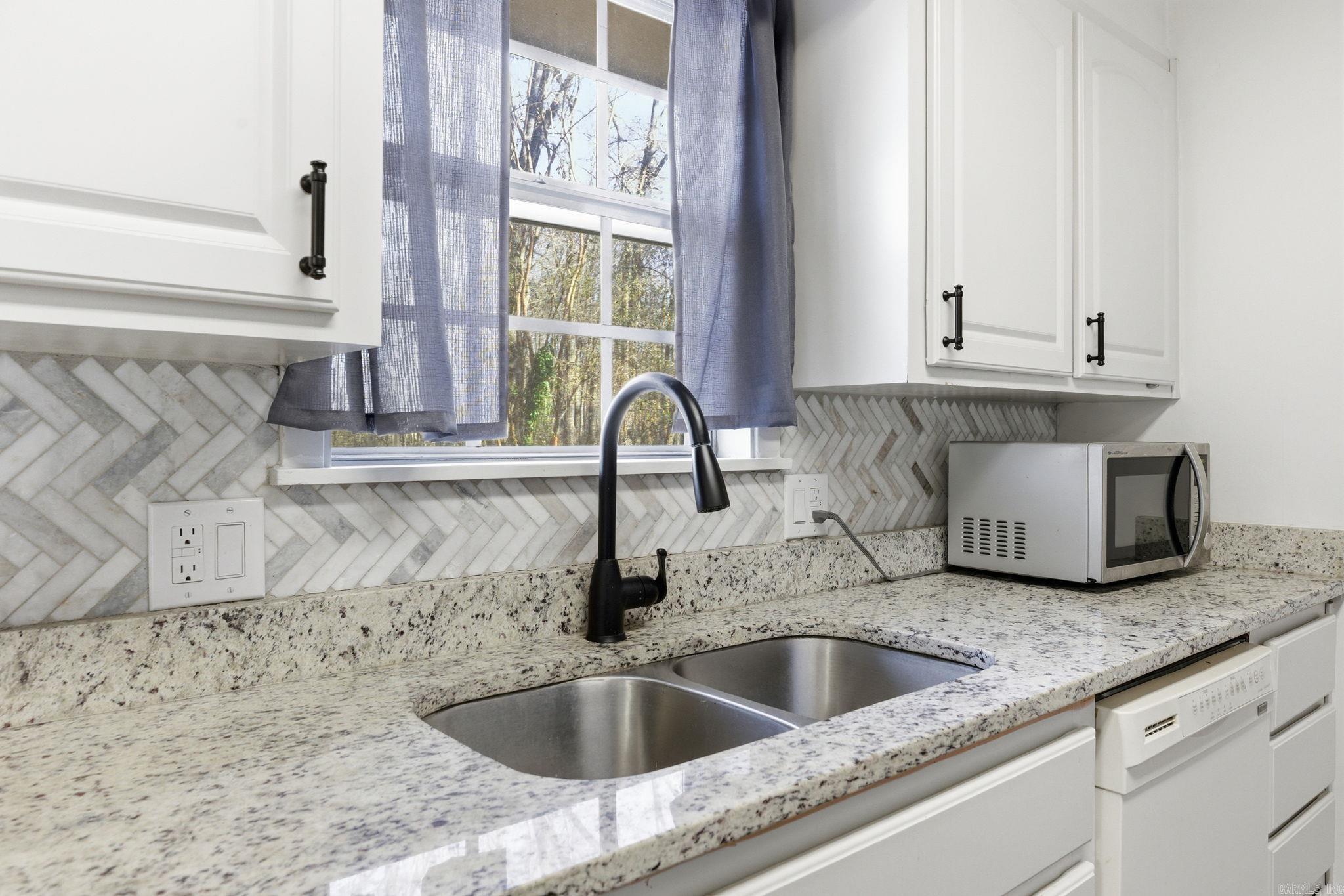 WESTERN HILLS ADD - Residential