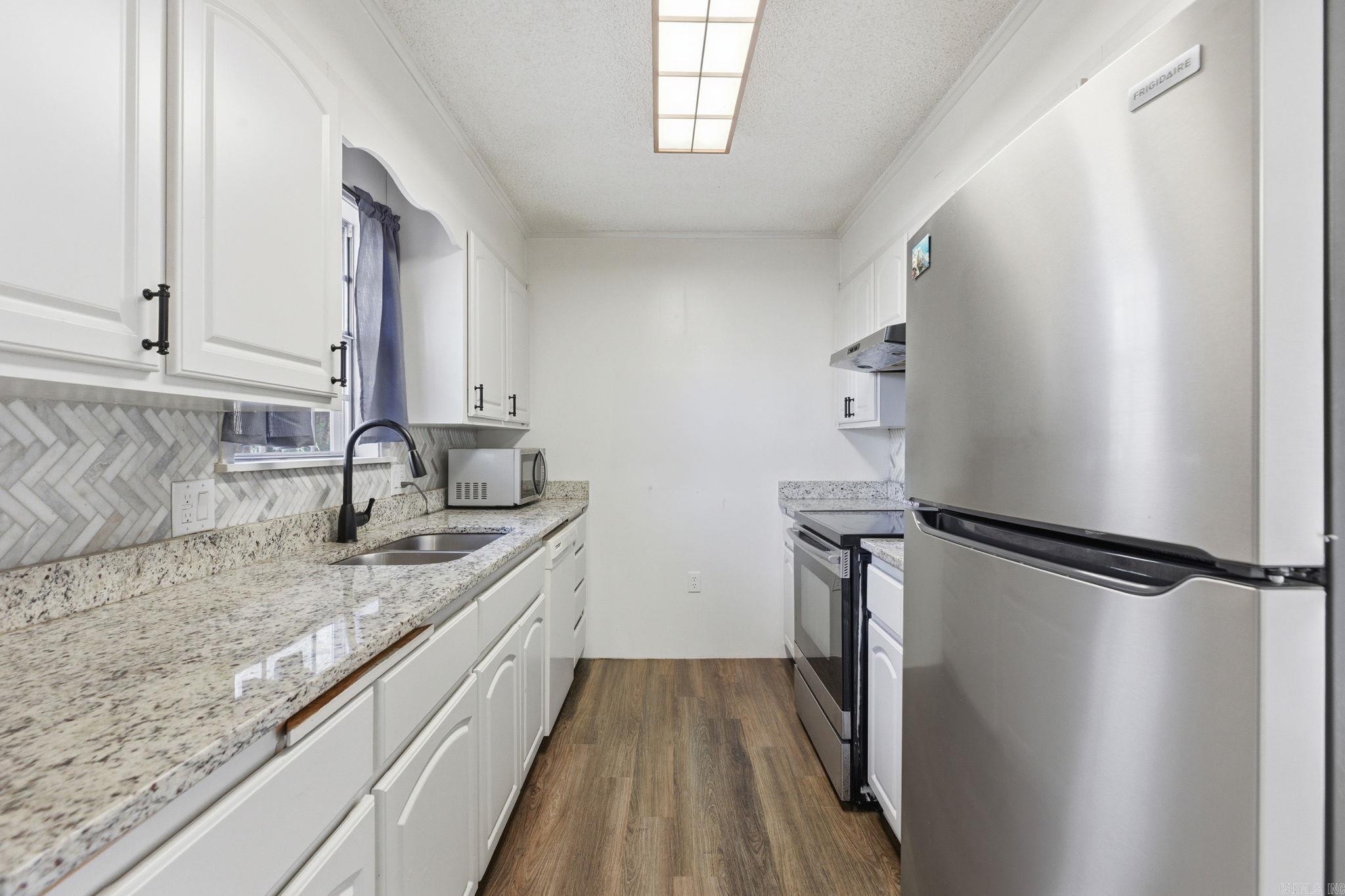 WESTERN HILLS ADD - Residential