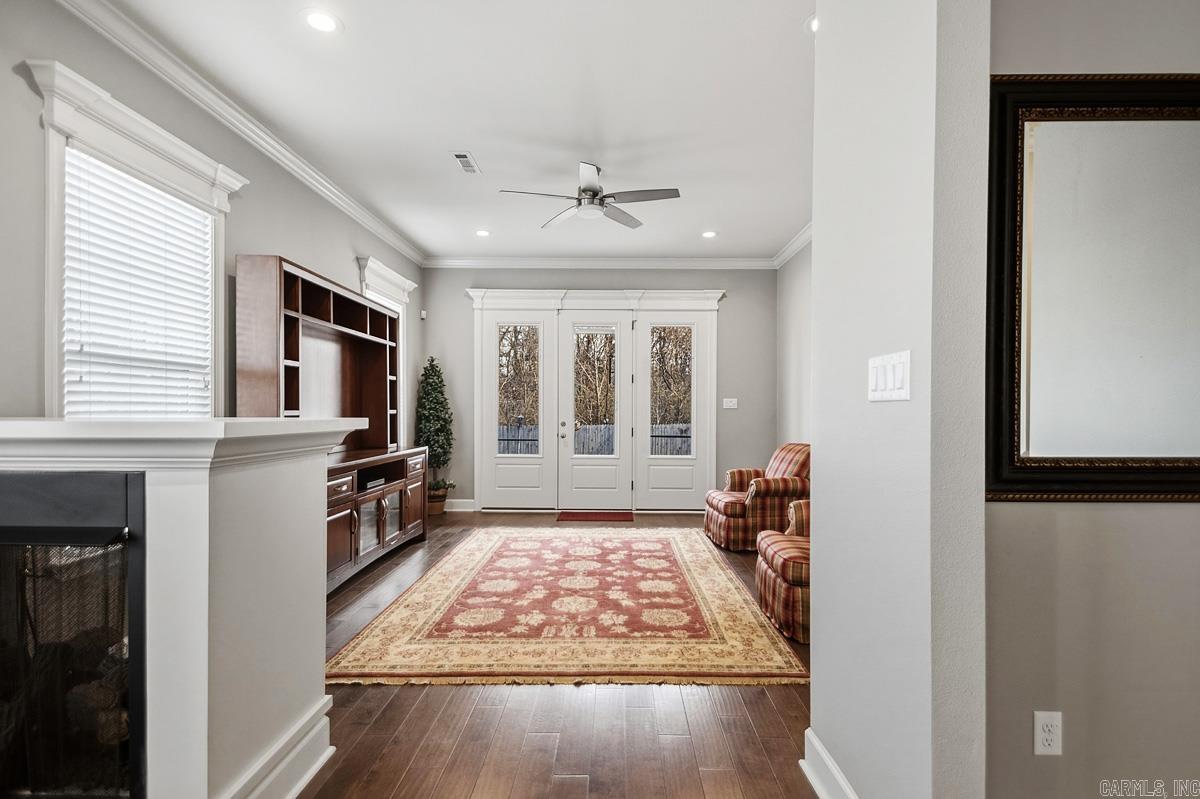 HUNTER CROSSING - Residential