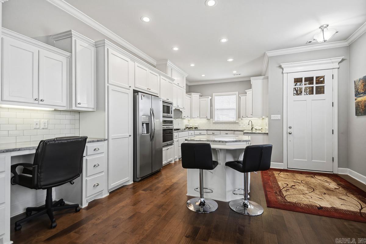 HUNTER CROSSING - Residential