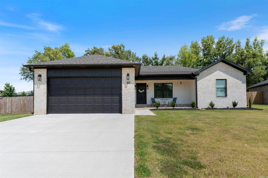 This custom built, 3 bed, 2 bath beauty was built features beautiful stained beams, a stunning stone fireplace, leathered granite countertops, rich stained cabinetry in the bathrooms, custom built shelves in the office, and so much more! The large primary suite features a large footprint and custom tile shower in the bathroom.   Outside, you’ll find a fenced backyard with a dedicated dog run and a built-in dog wash station in the garage! Big windows throughout bring in tons of natural light, and the open layout creates a space that’s easy to live in and love.  It's located at the end of a cul-de-sac in a neighborhood minutes from Cabot and I-57. You won't want to miss this one!  If you’ve been waiting for a home that feels custom without feeling overdone—this one’s worth a look.