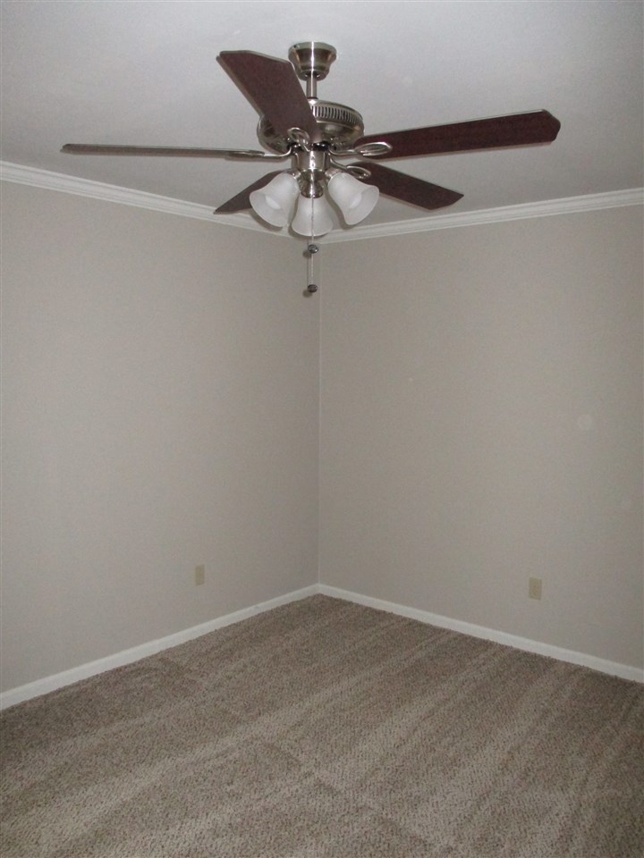 North Hills Manor - Residential Lease