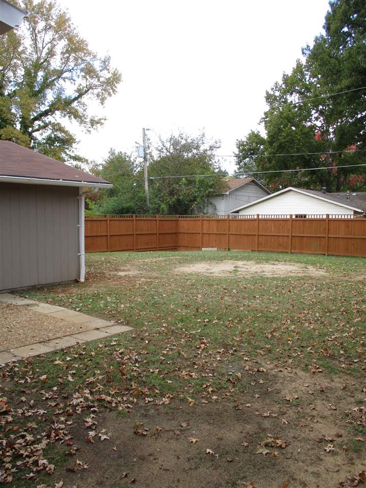 North Hills Manor - Residential Lease