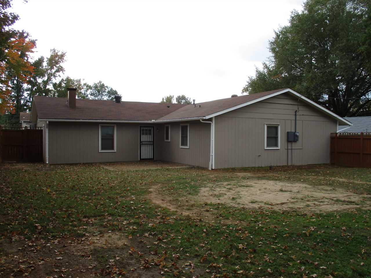 North Hills Manor - Residential Lease