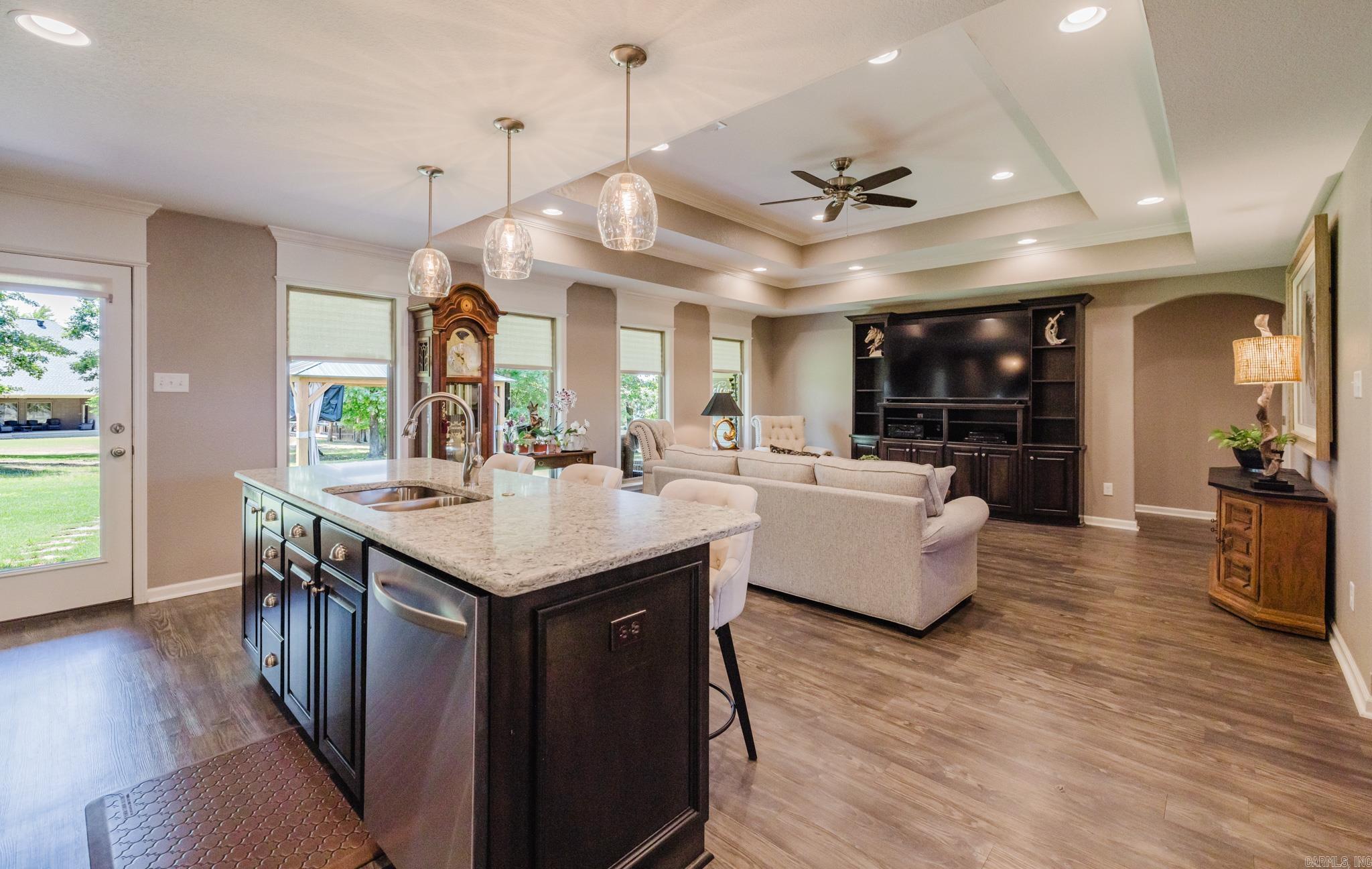 JACOB CREEK - Residential