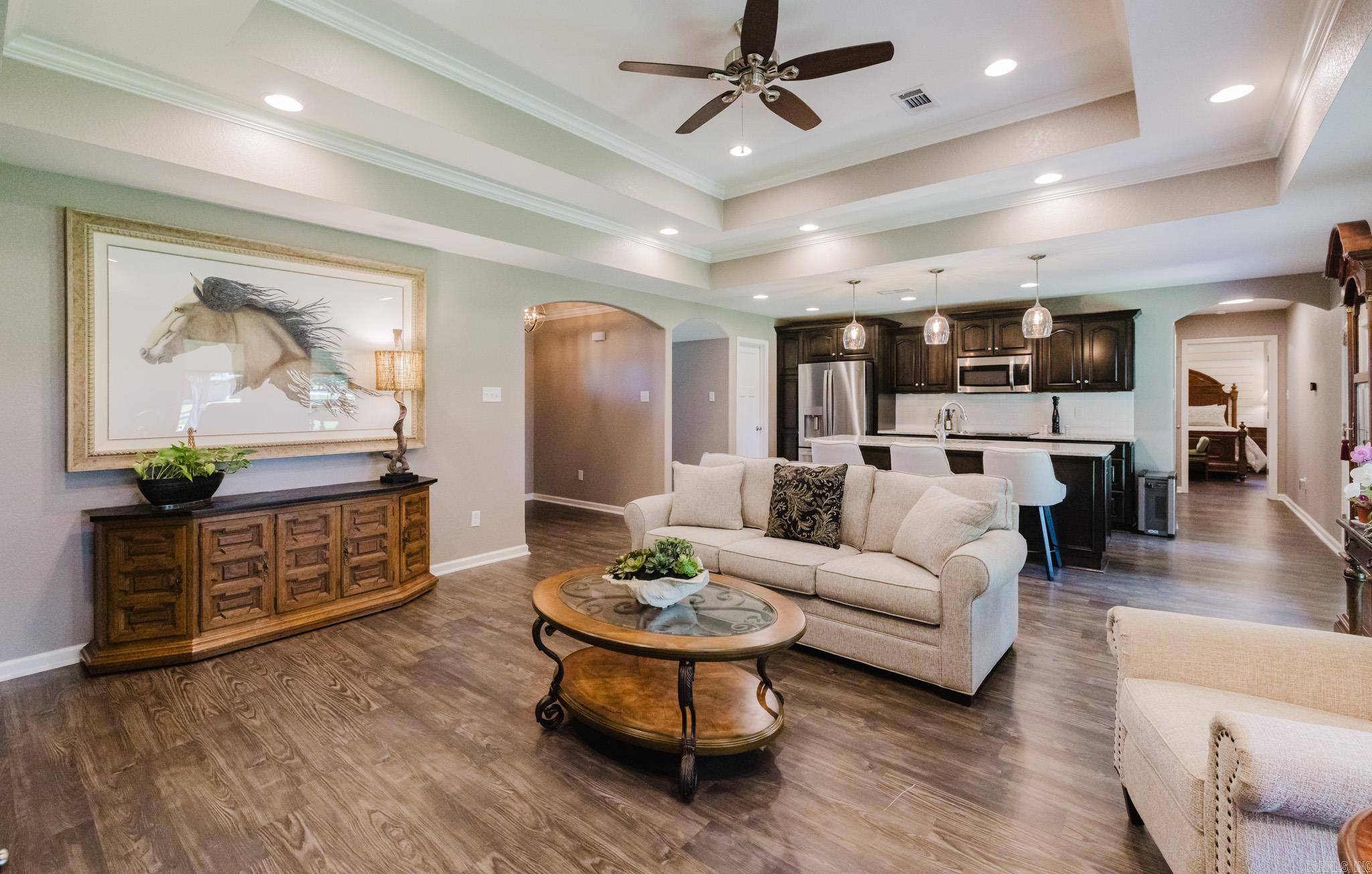 JACOB CREEK - Residential