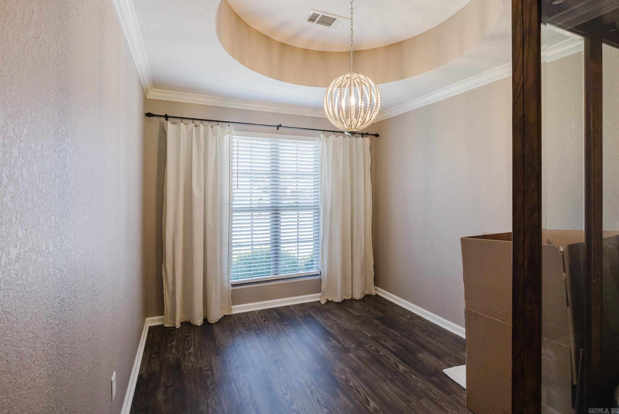 JACOB CREEK - Residential