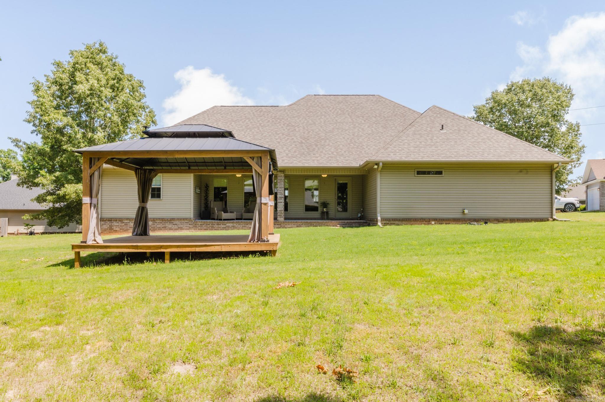JACOB CREEK - Residential