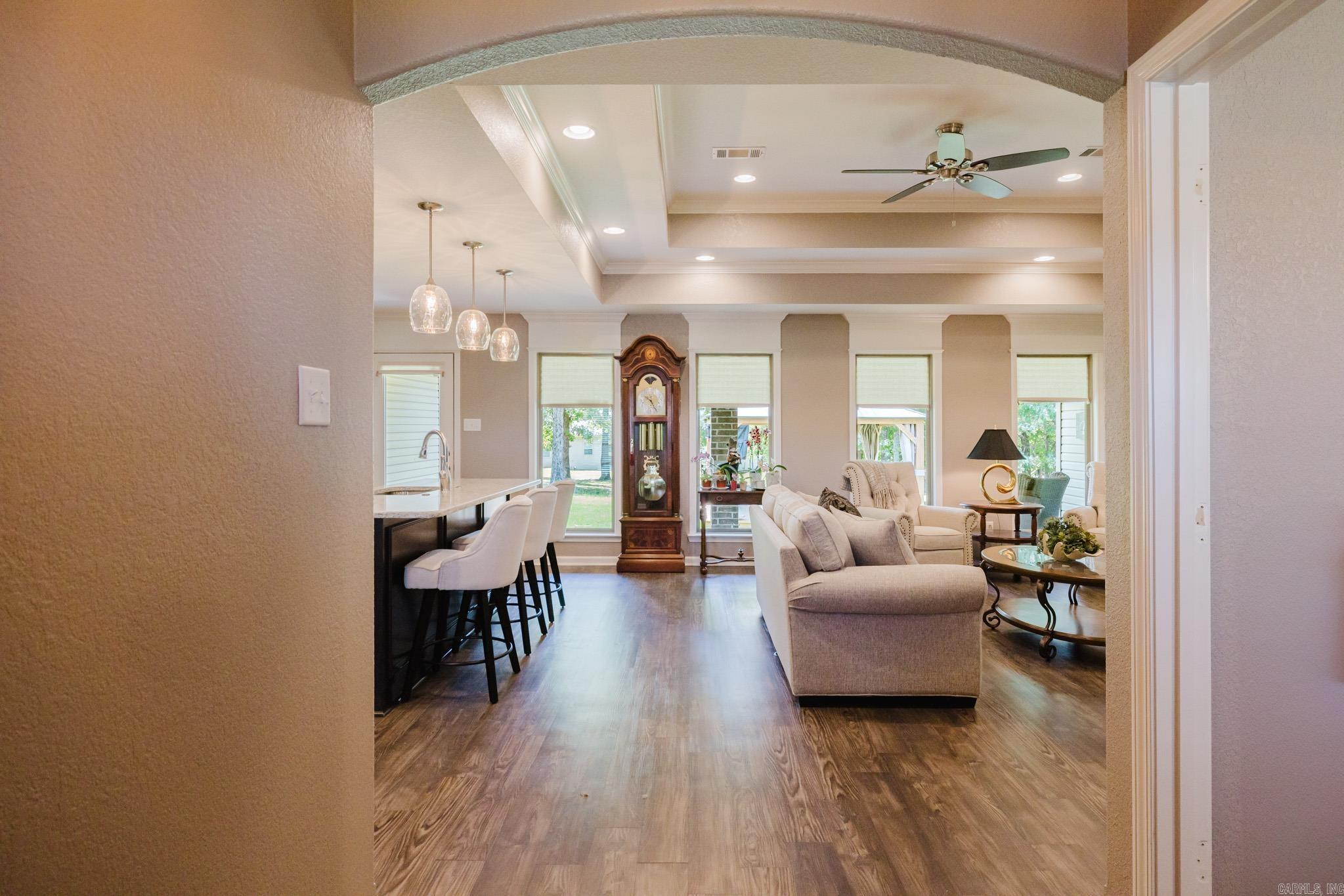 JACOB CREEK - Residential