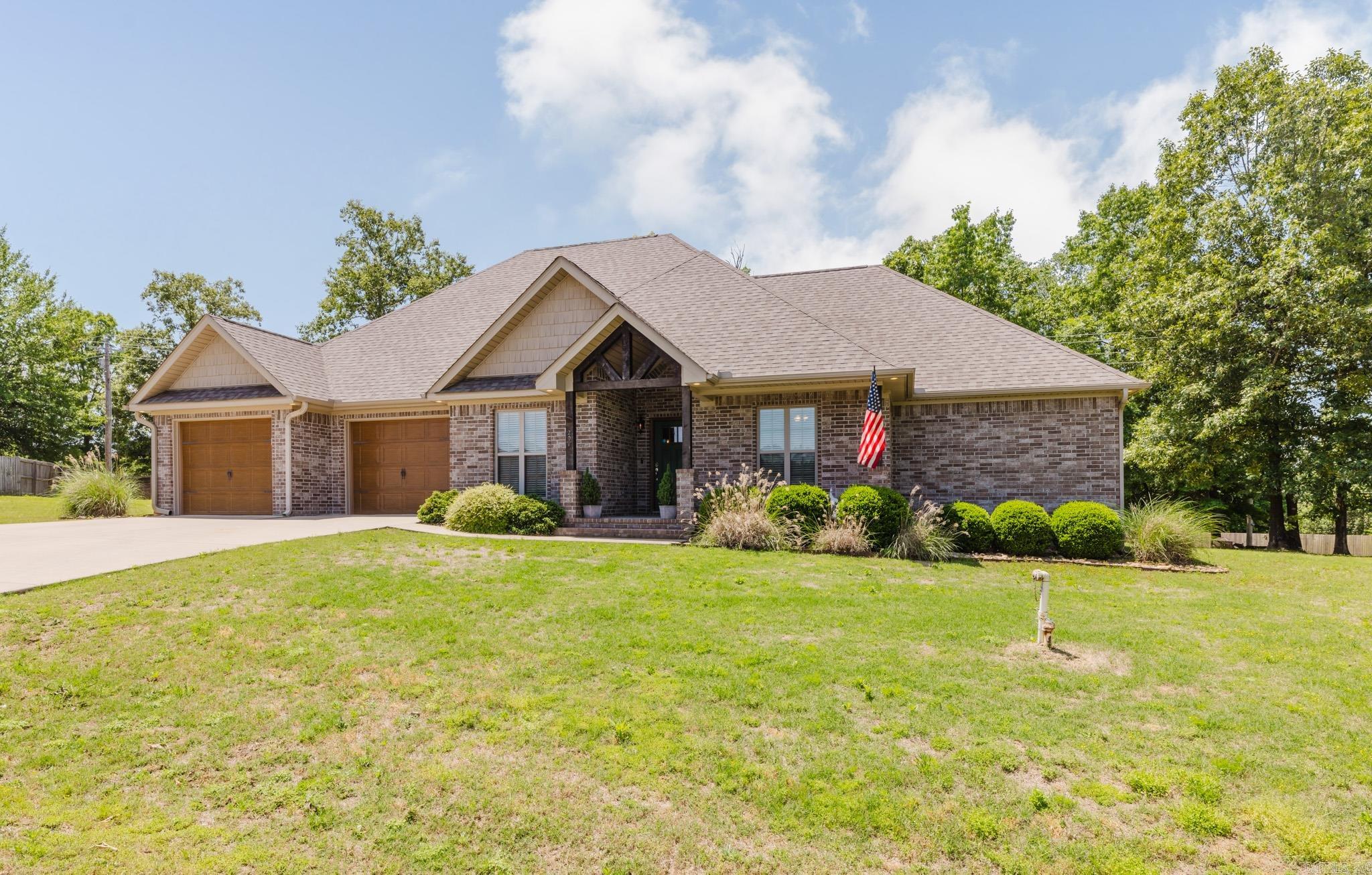 JACOB CREEK - Residential