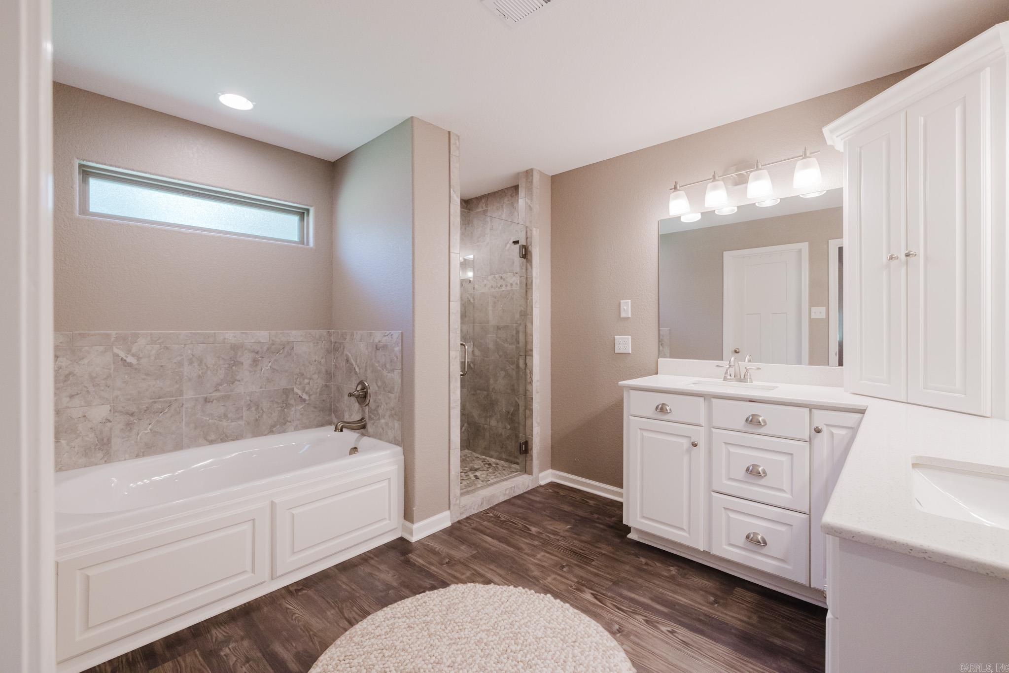 JACOB CREEK - Residential