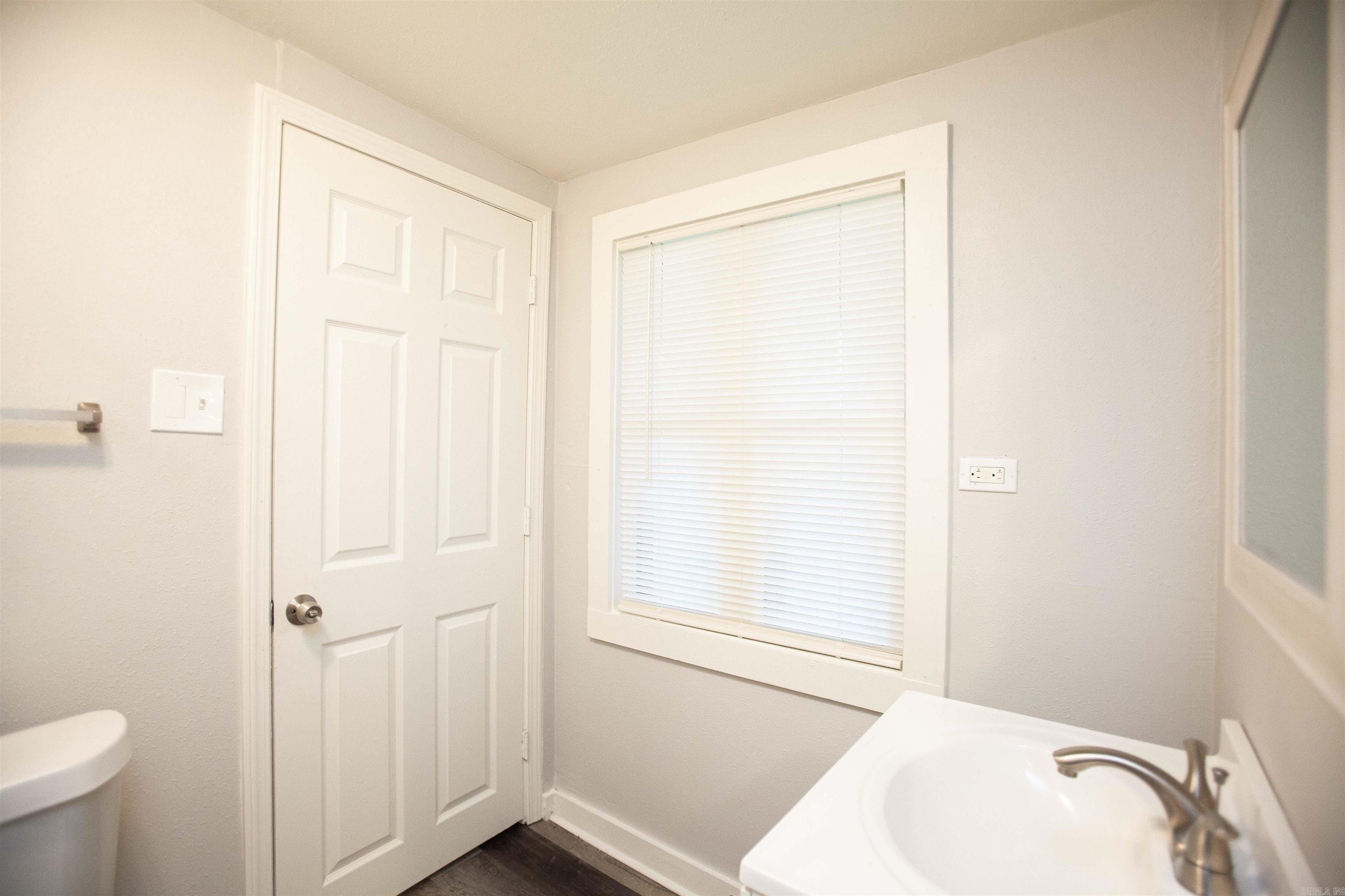 Missouri Pacific - Residential Lease