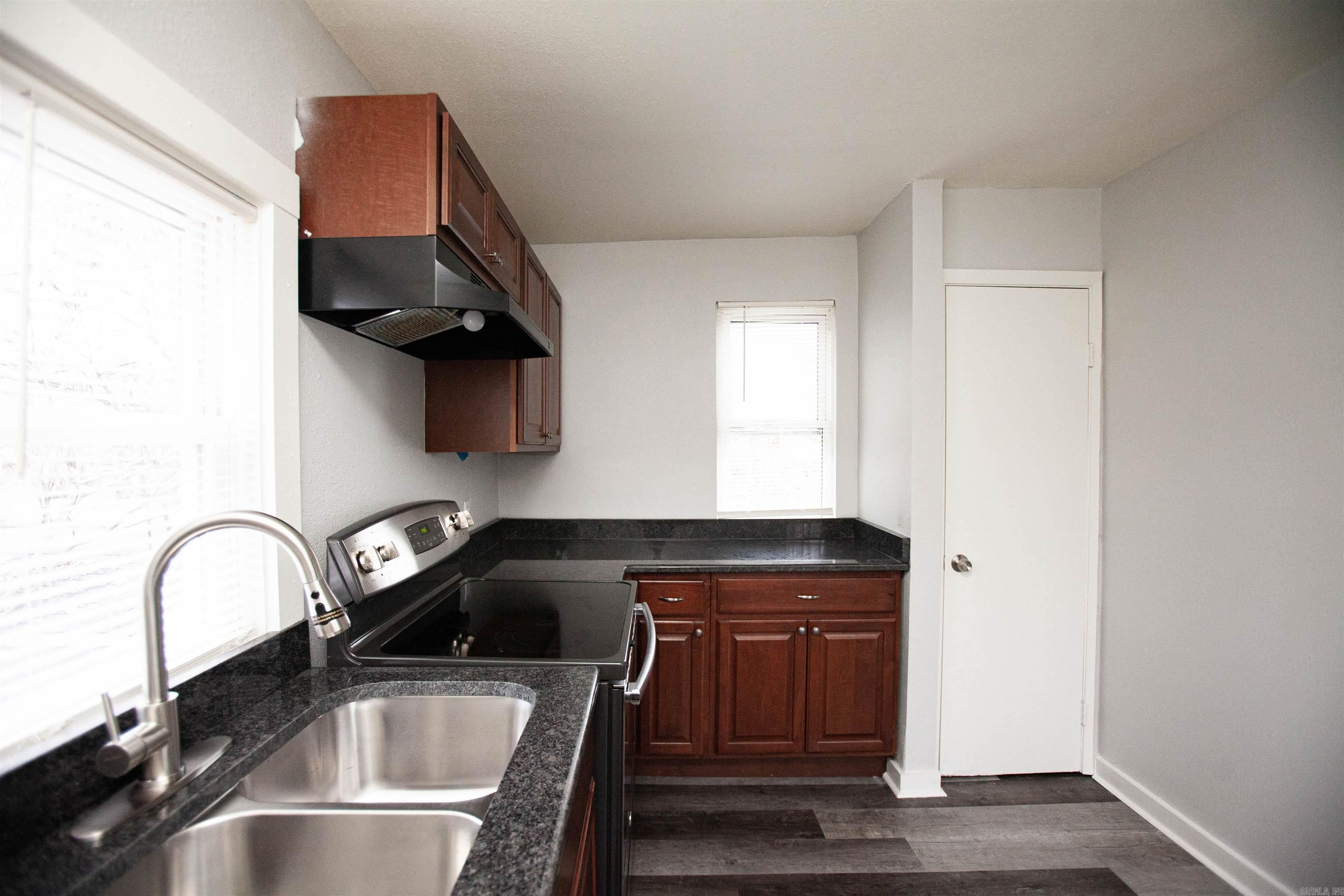 Missouri Pacific - Residential Lease