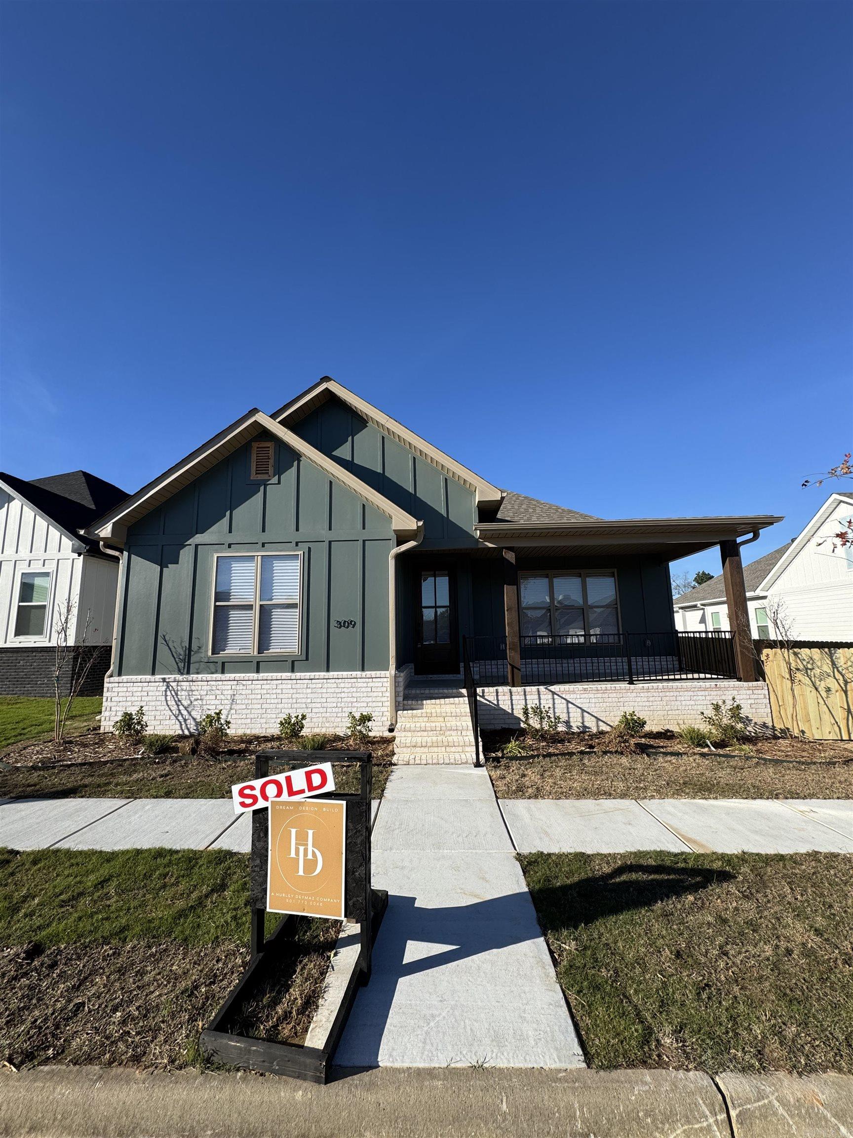 MIDTOWN BRYANT - Residential