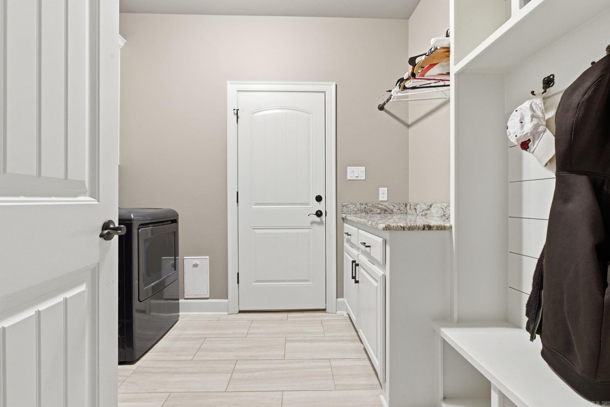 COLDWATER CREEK - Residential