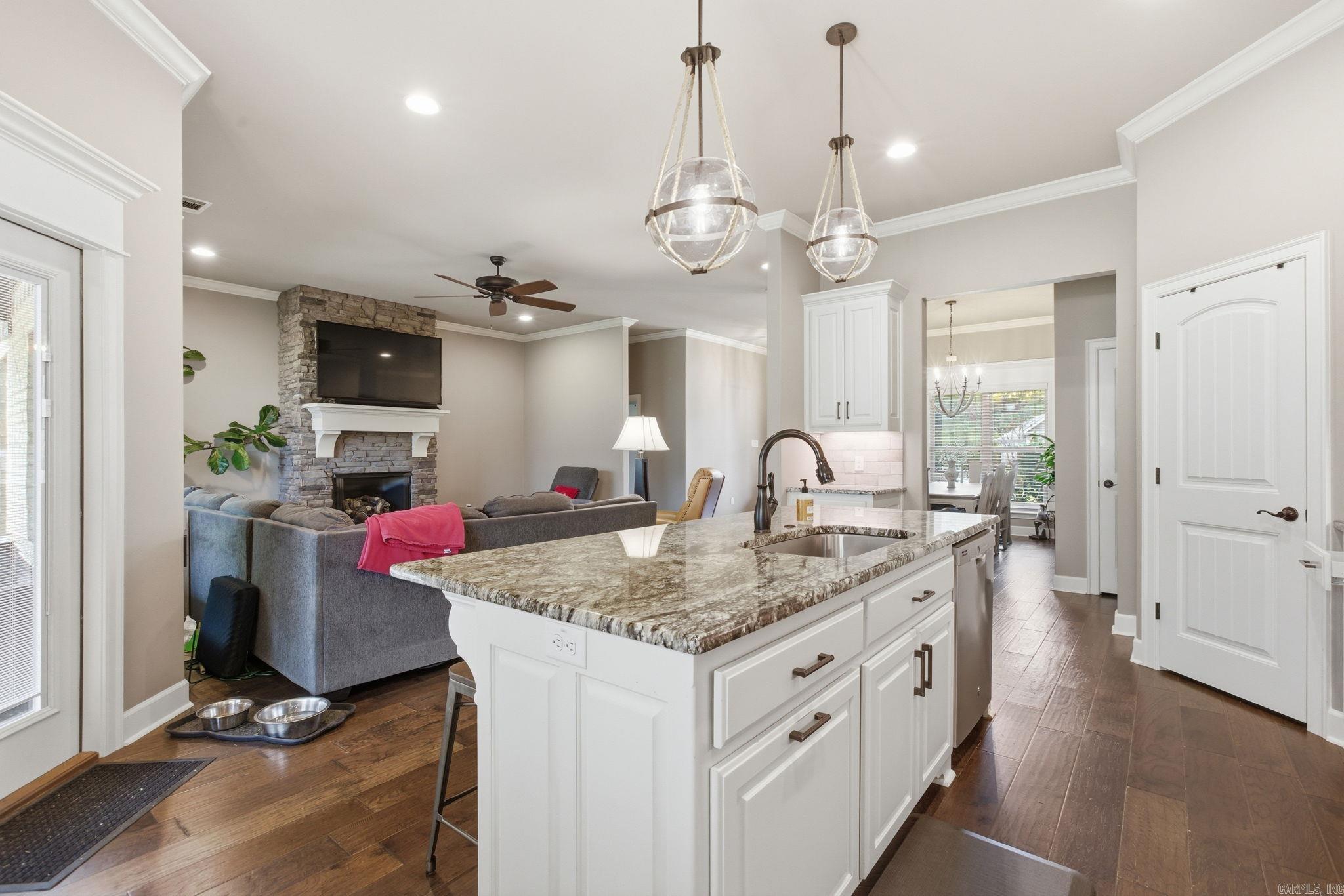 COLDWATER CREEK - Residential