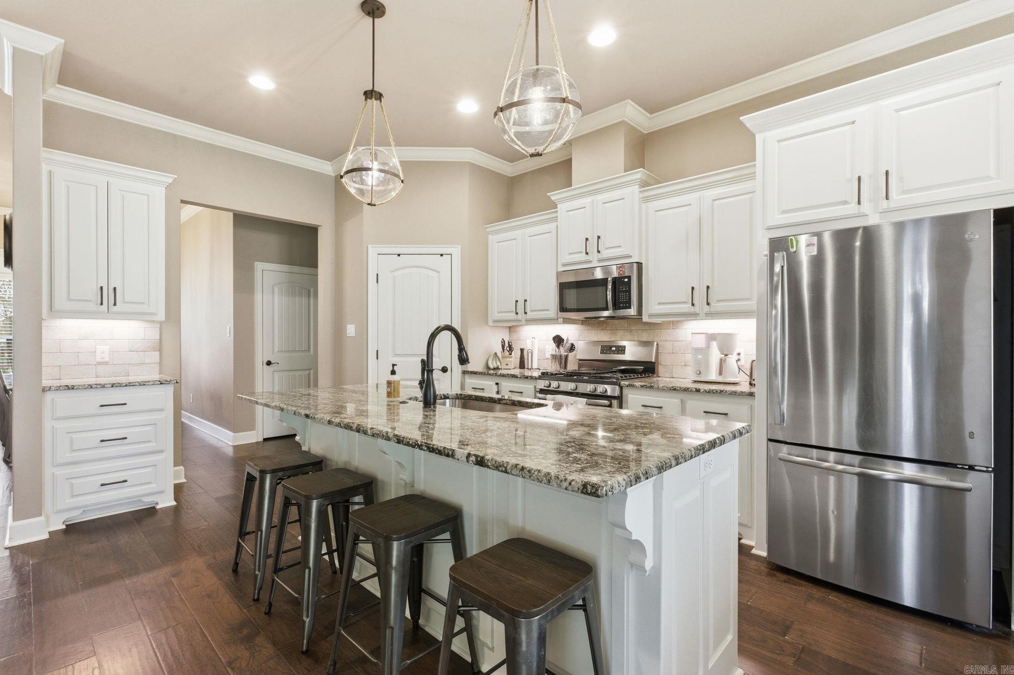 COLDWATER CREEK - Residential