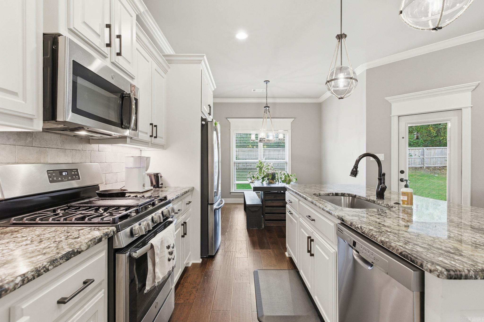 COLDWATER CREEK - Residential