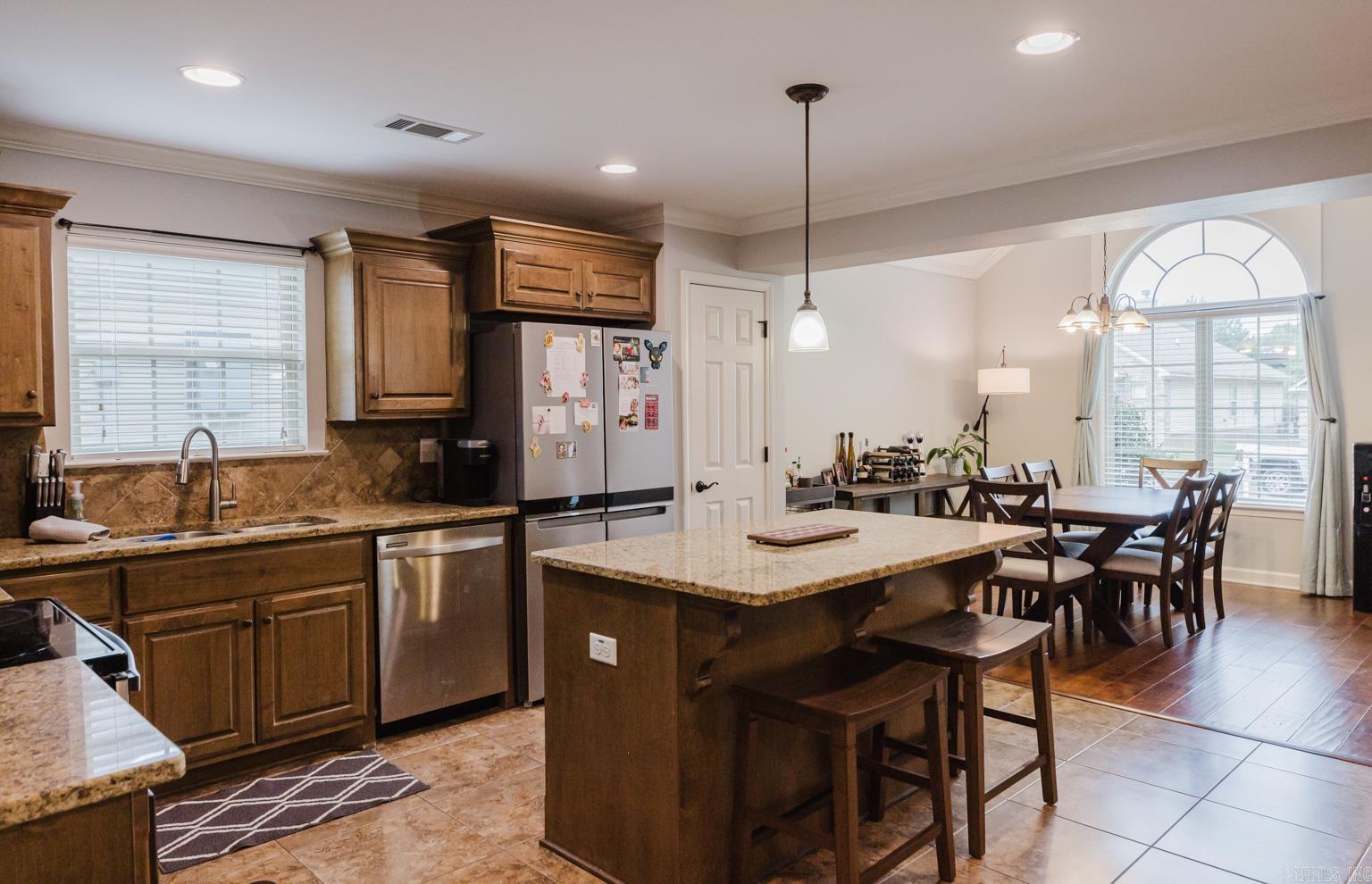 EAST RIDGE - Residential