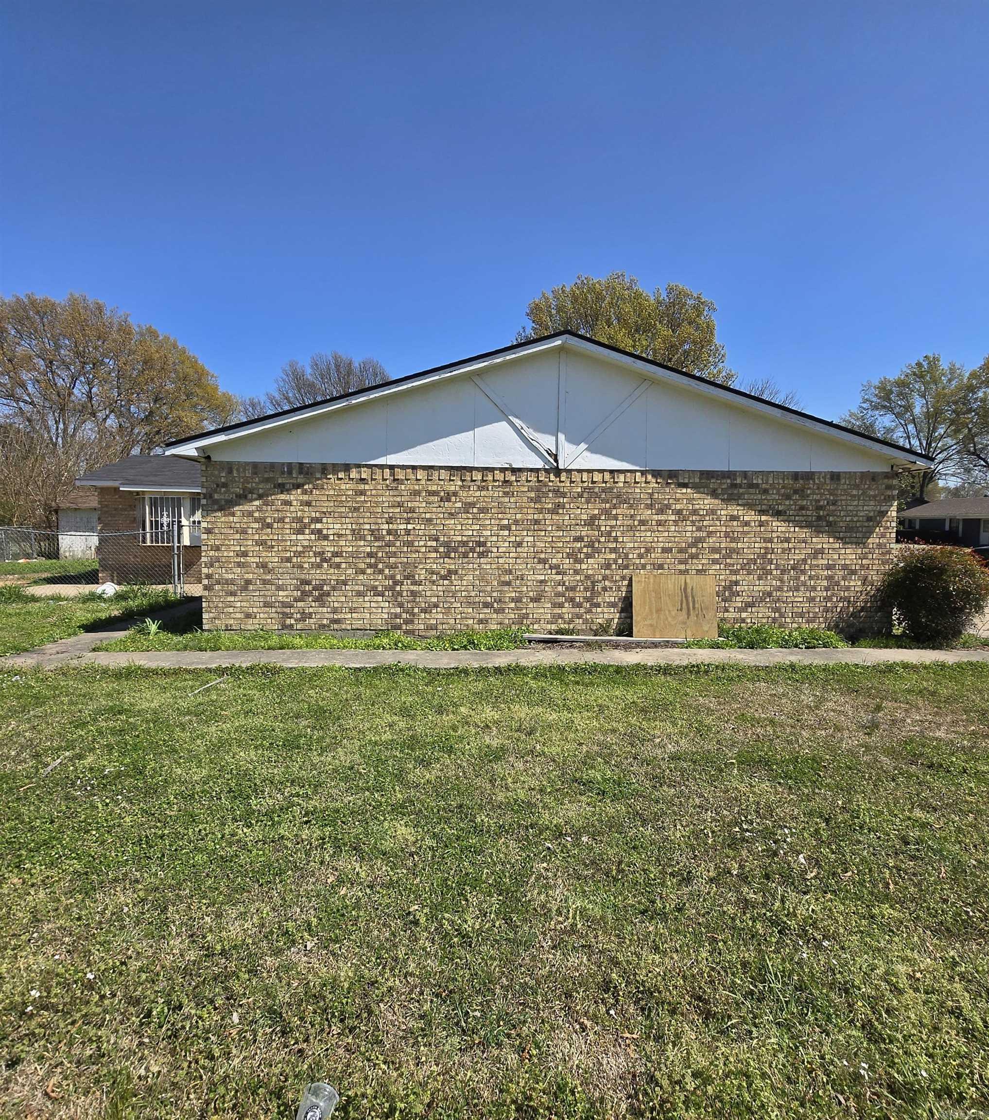 Dawson - Residential