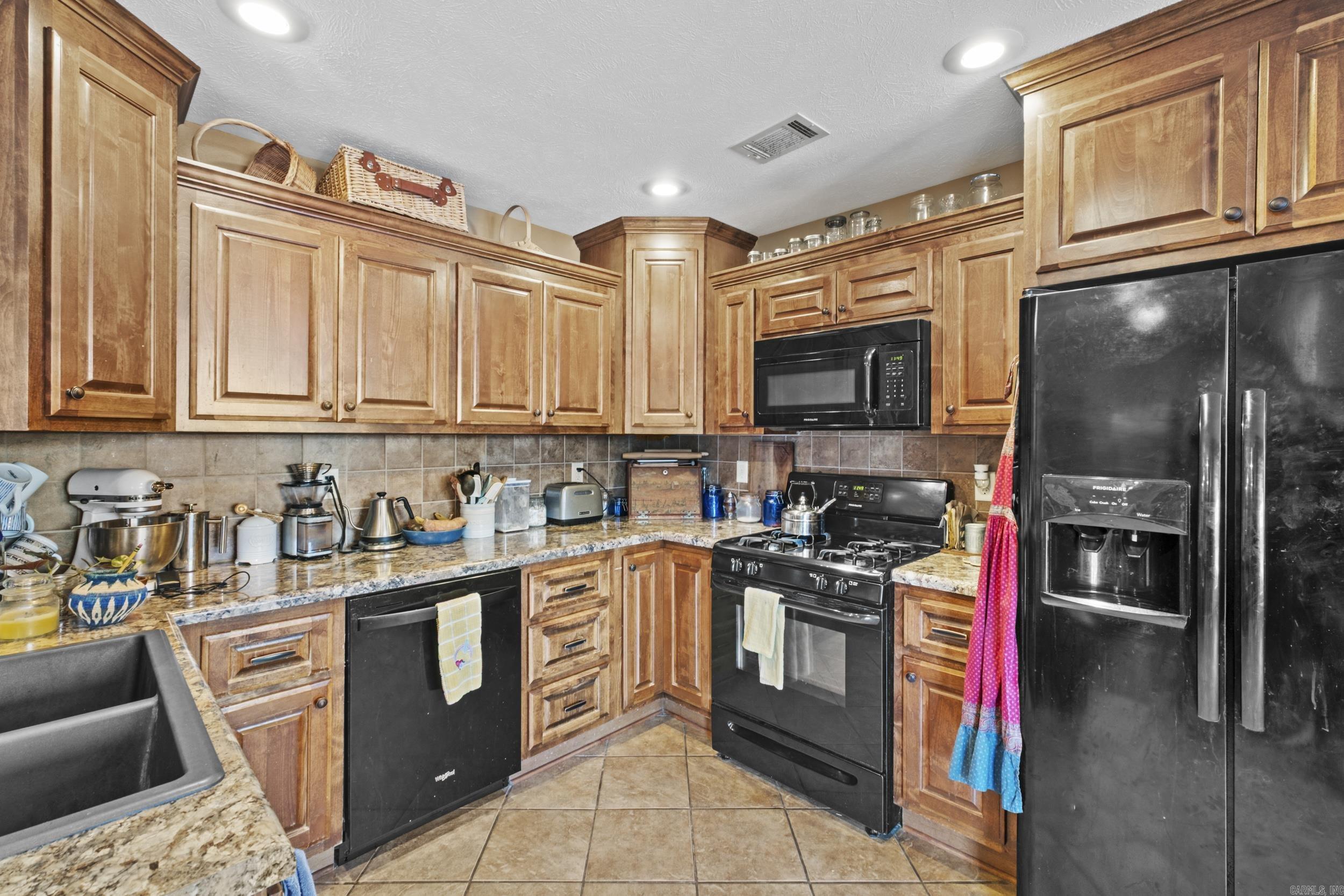 RIDGEWOOD S/D - Residential