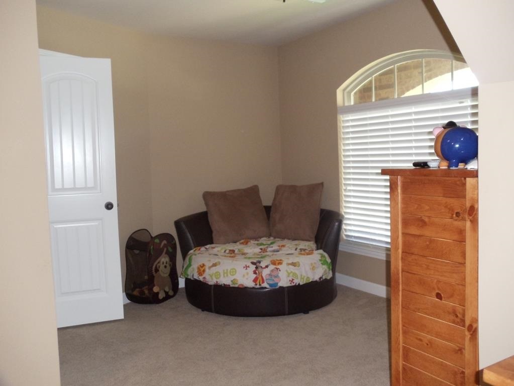 MEADOWLAKE - Residential