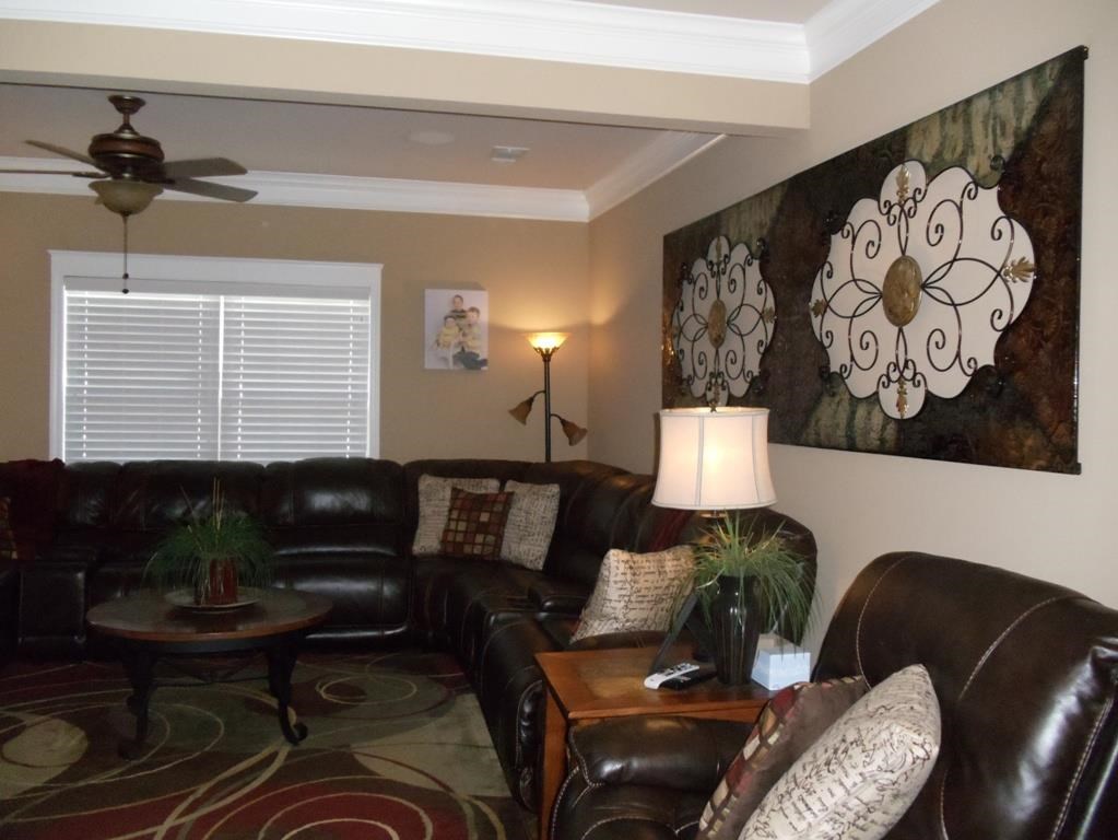 MEADOWLAKE - Residential