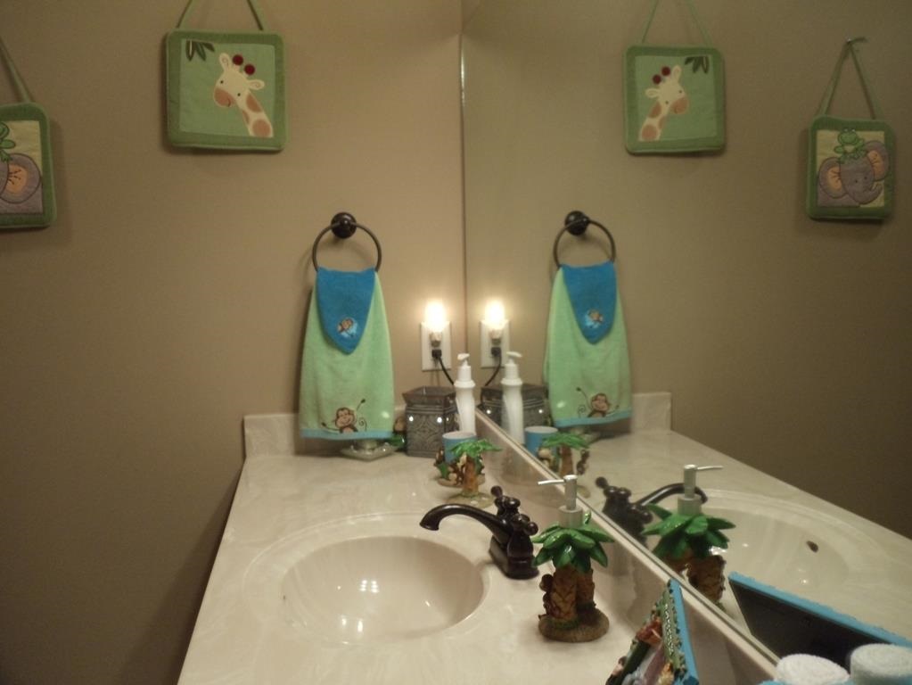 MEADOWLAKE - Residential