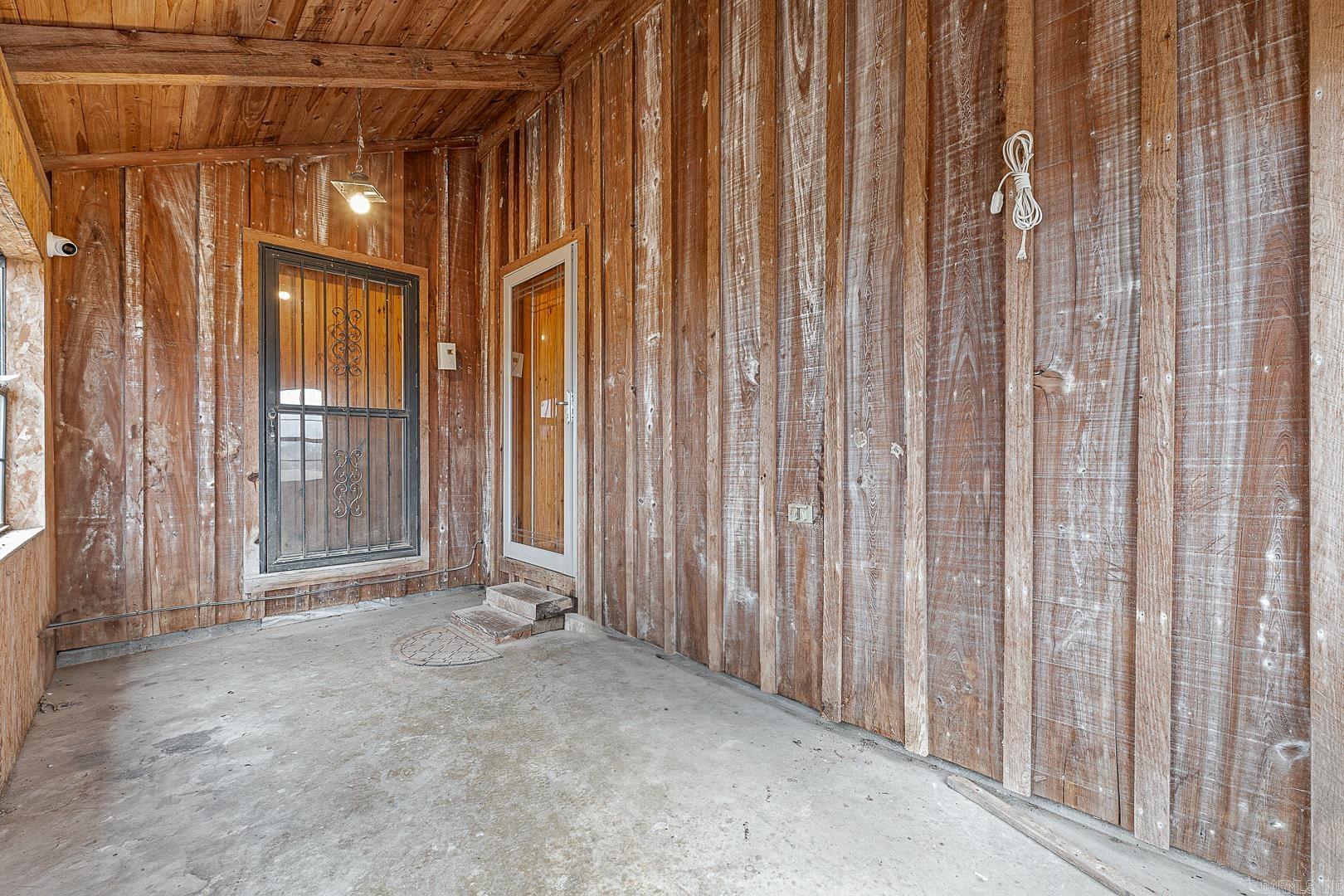 Metes & Bounds - Residential