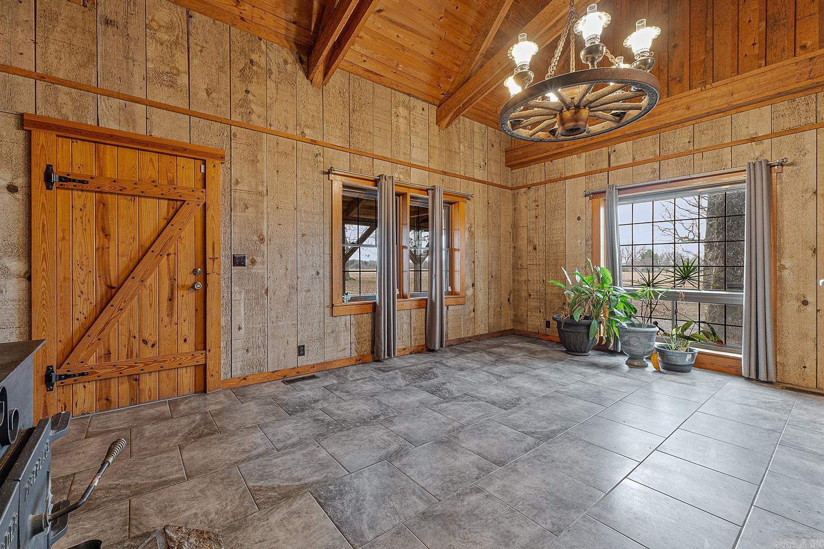 Metes & Bounds - Residential