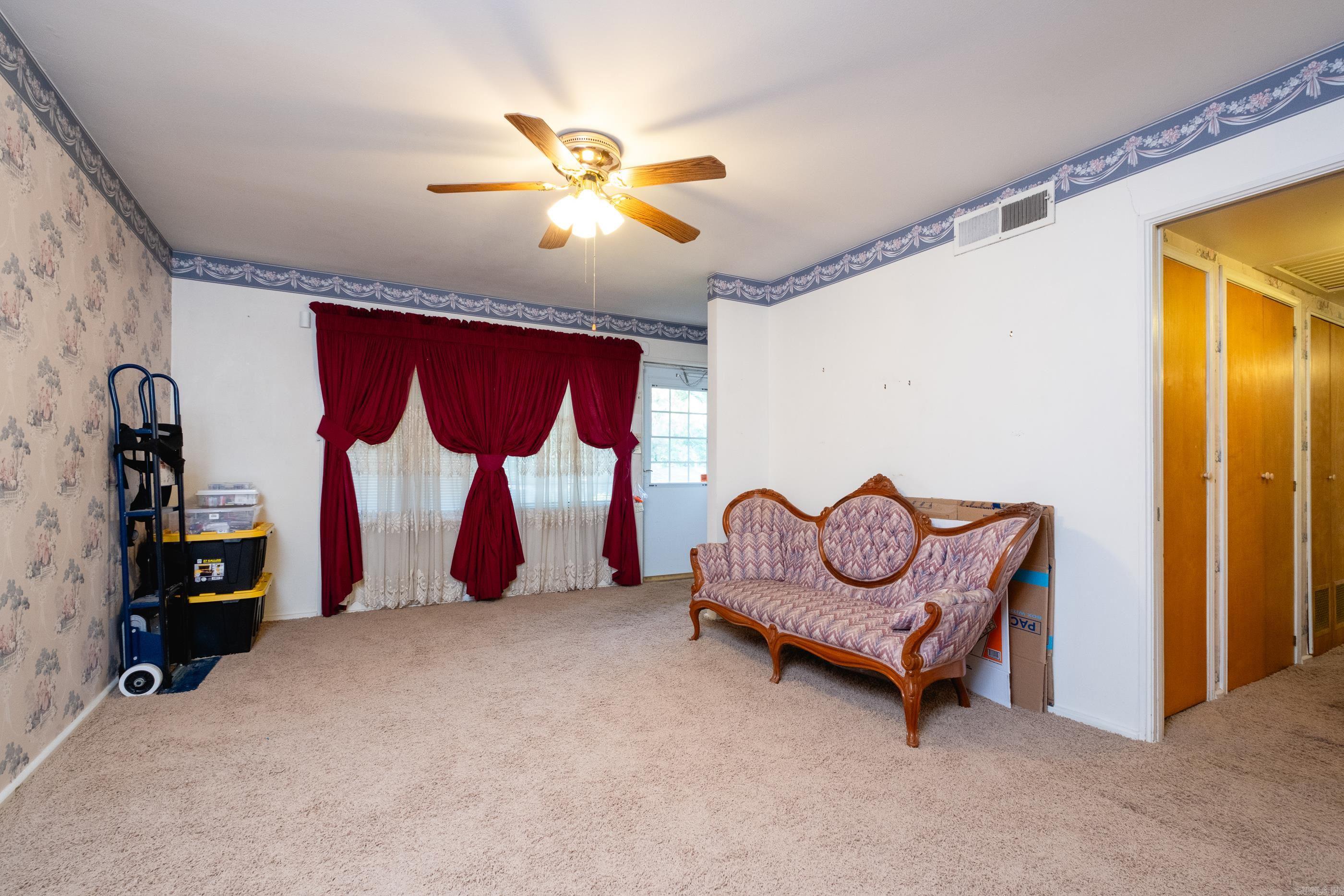 MEADOWCLIFF - Residential