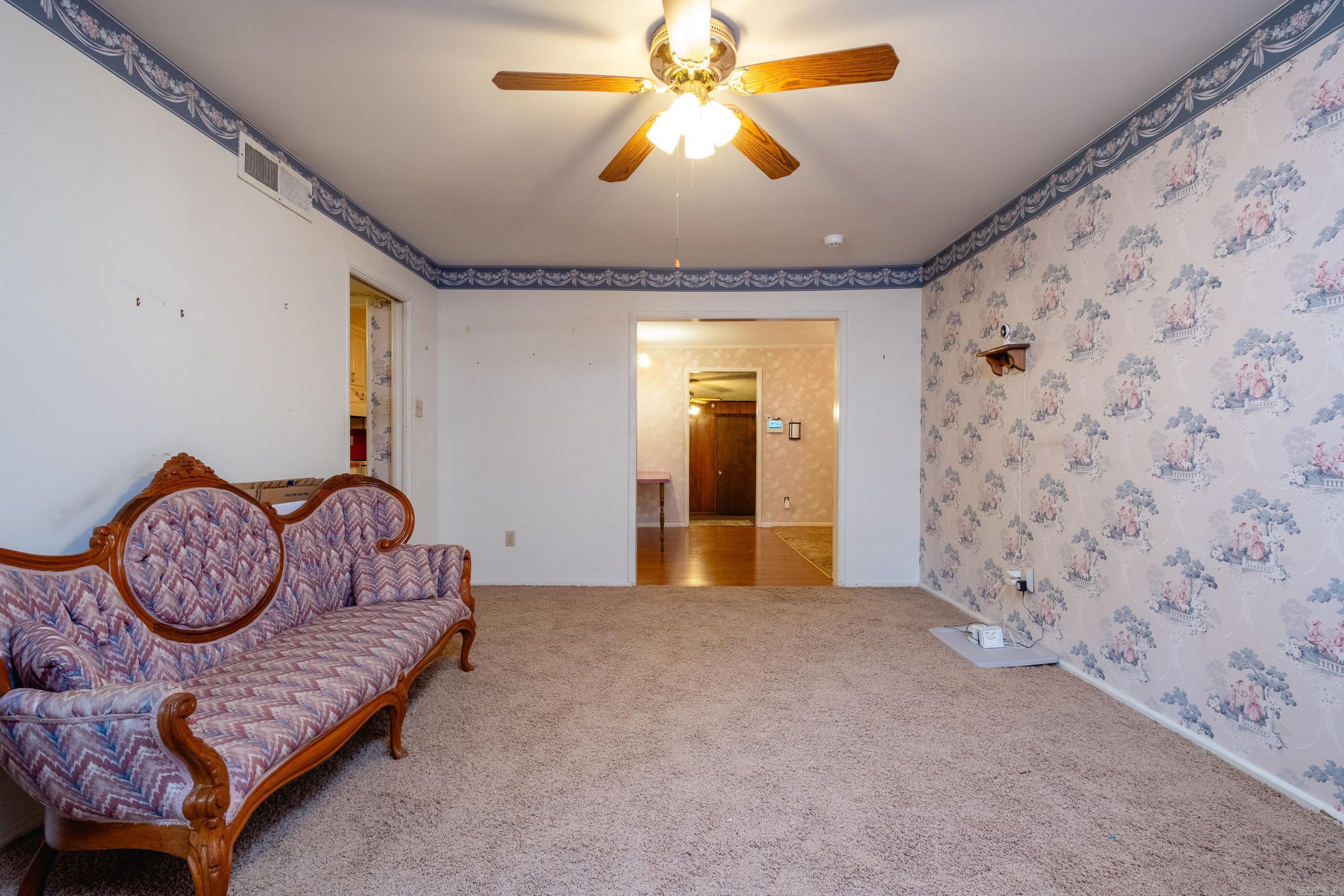 MEADOWCLIFF - Residential