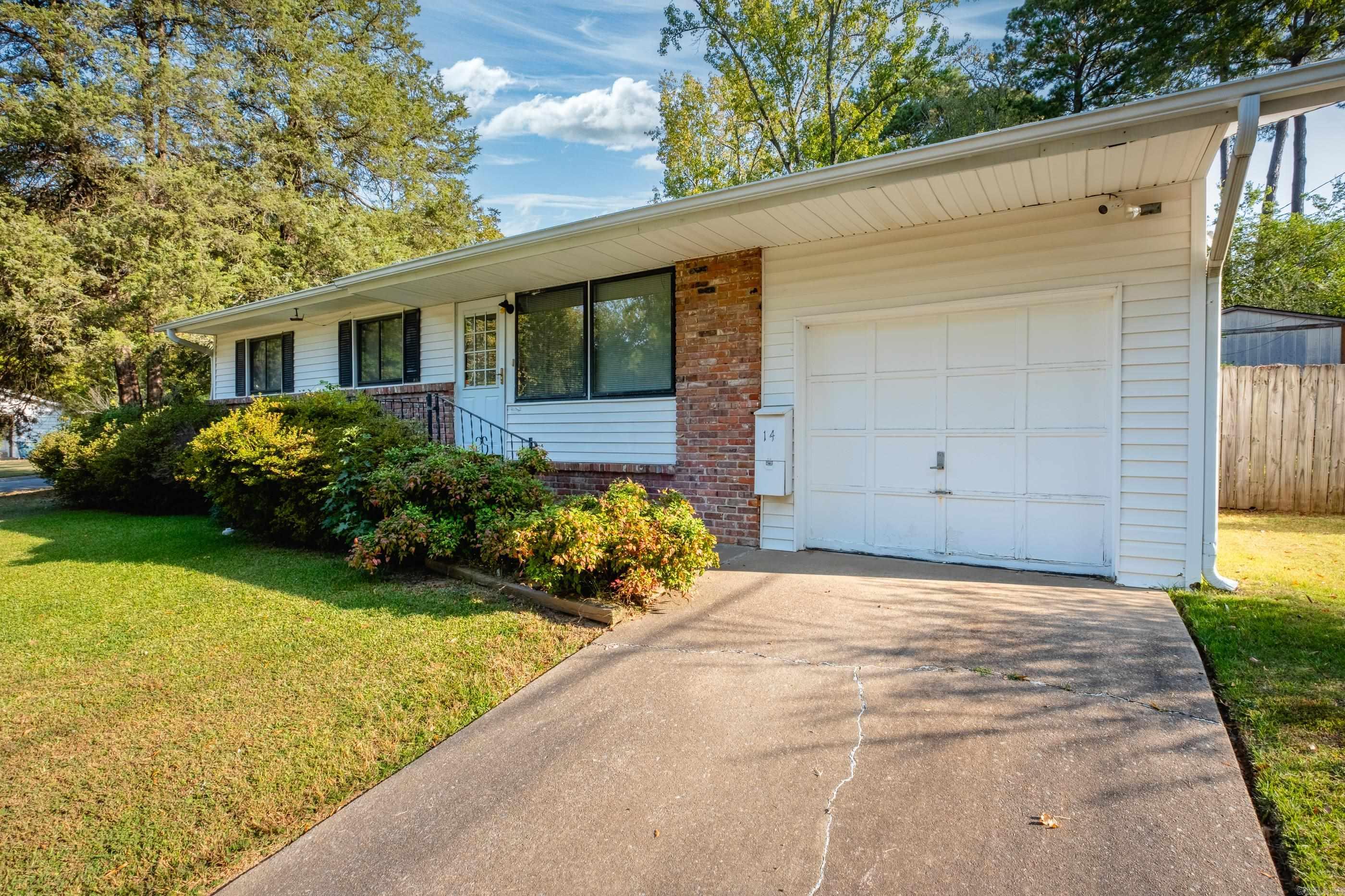 MEADOWCLIFF - Residential