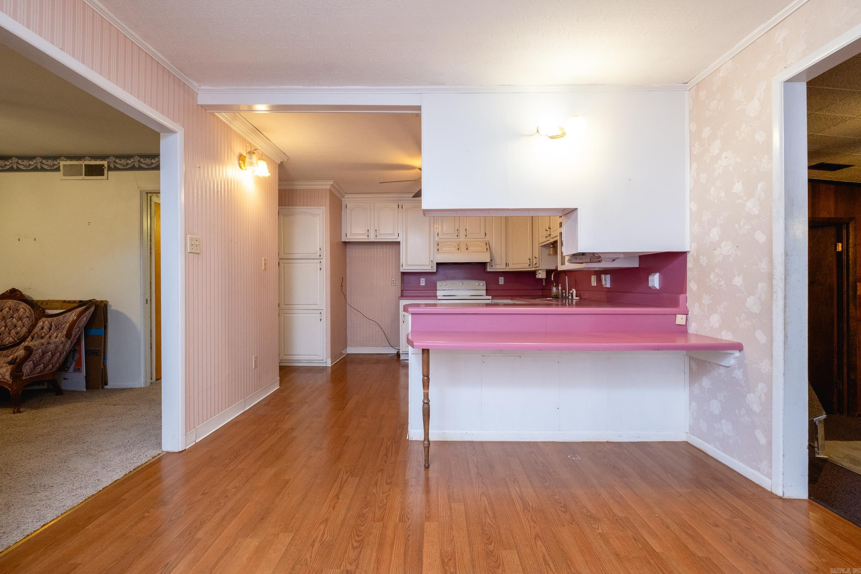 MEADOWCLIFF - Residential