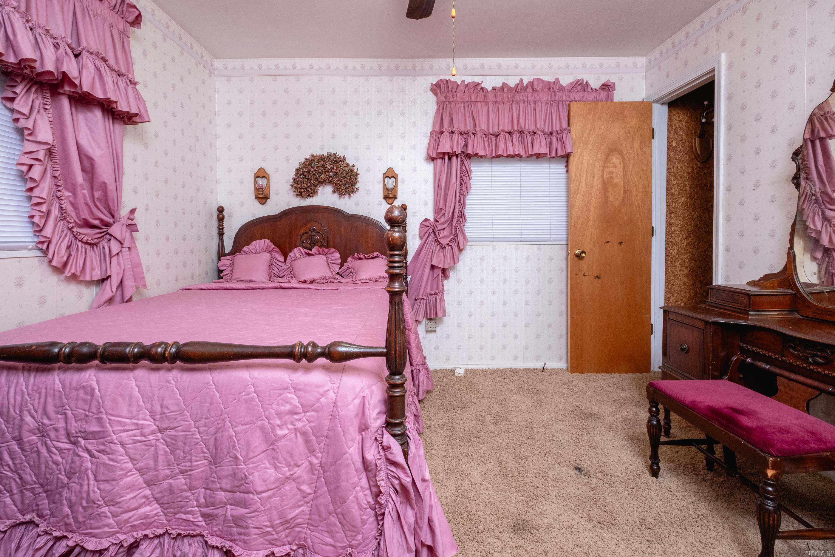 MEADOWCLIFF - Residential