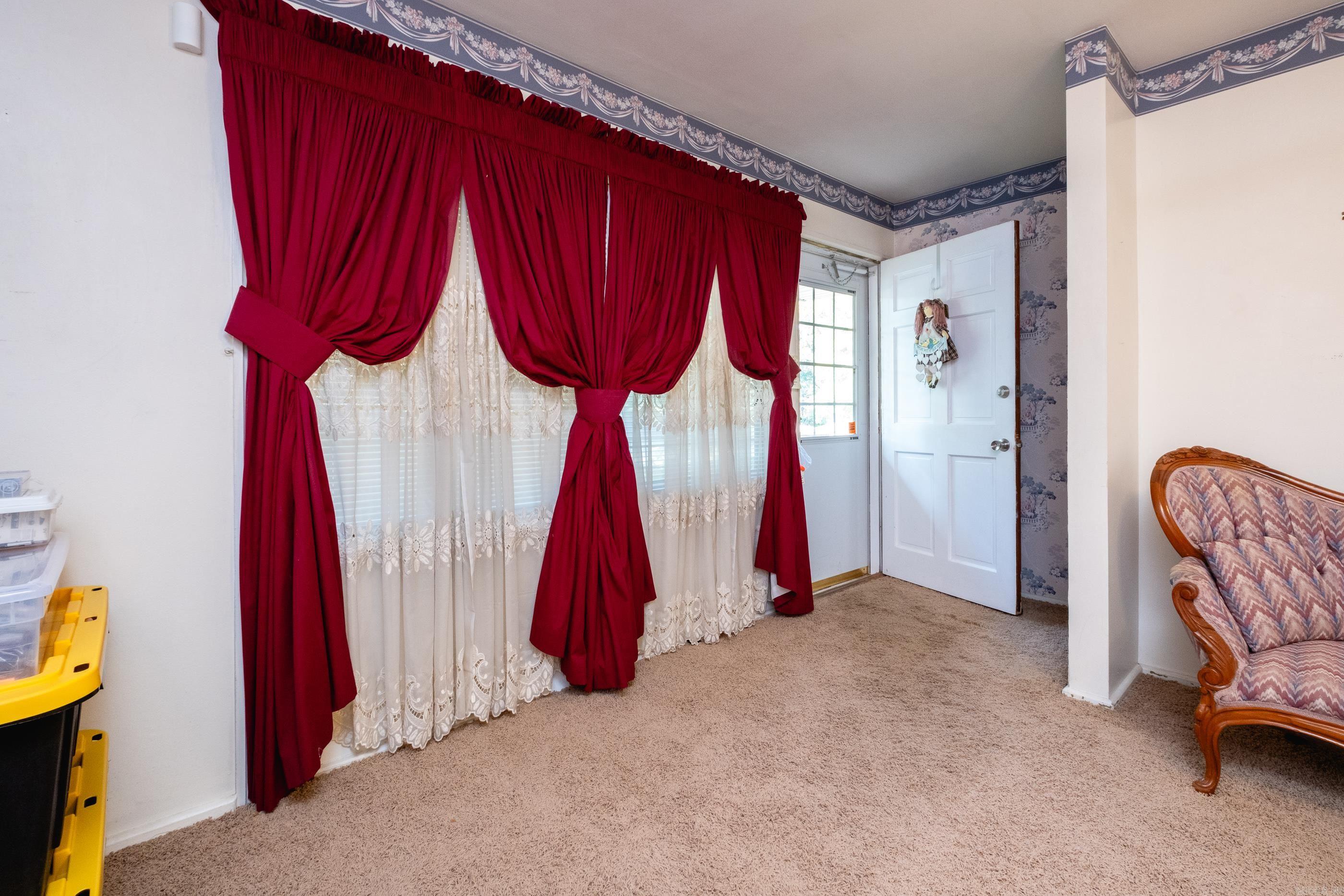 MEADOWCLIFF - Residential