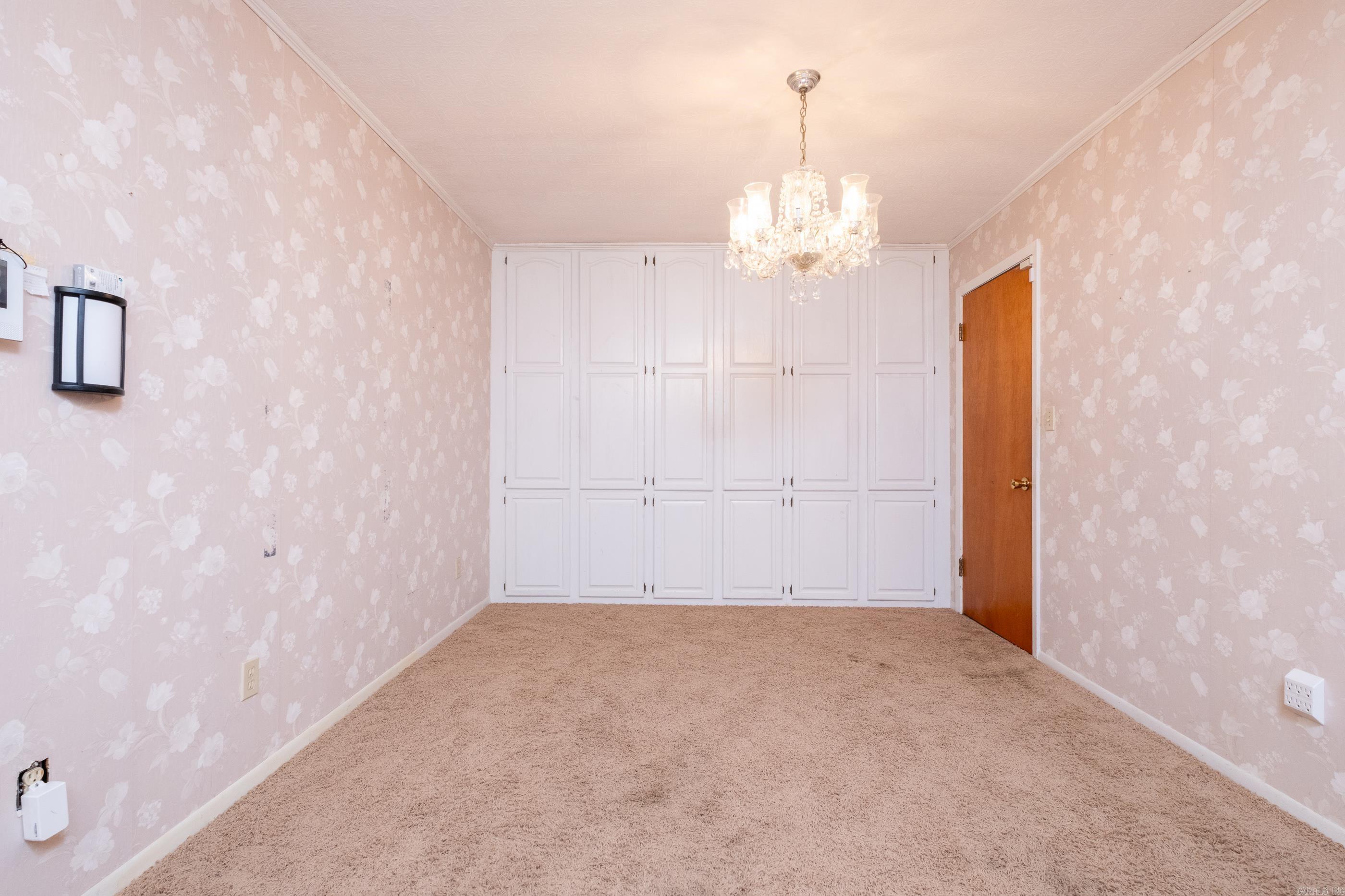 MEADOWCLIFF - Residential