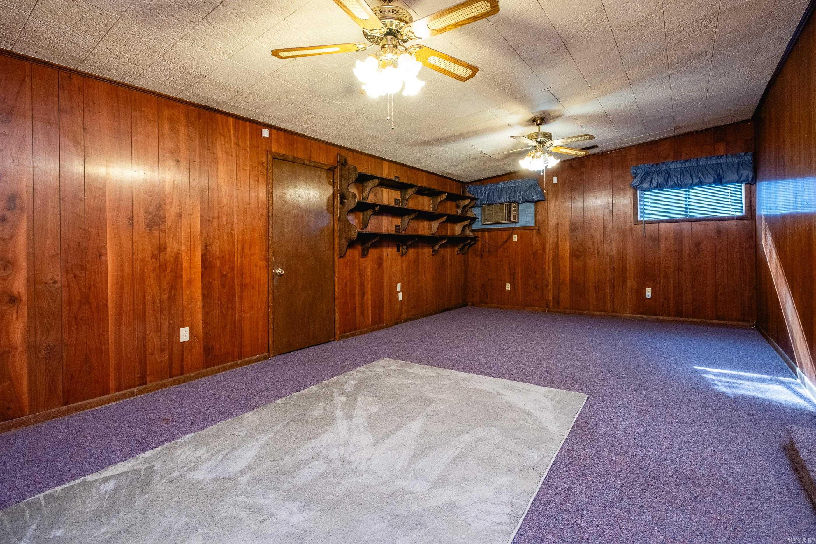 MEADOWCLIFF - Residential