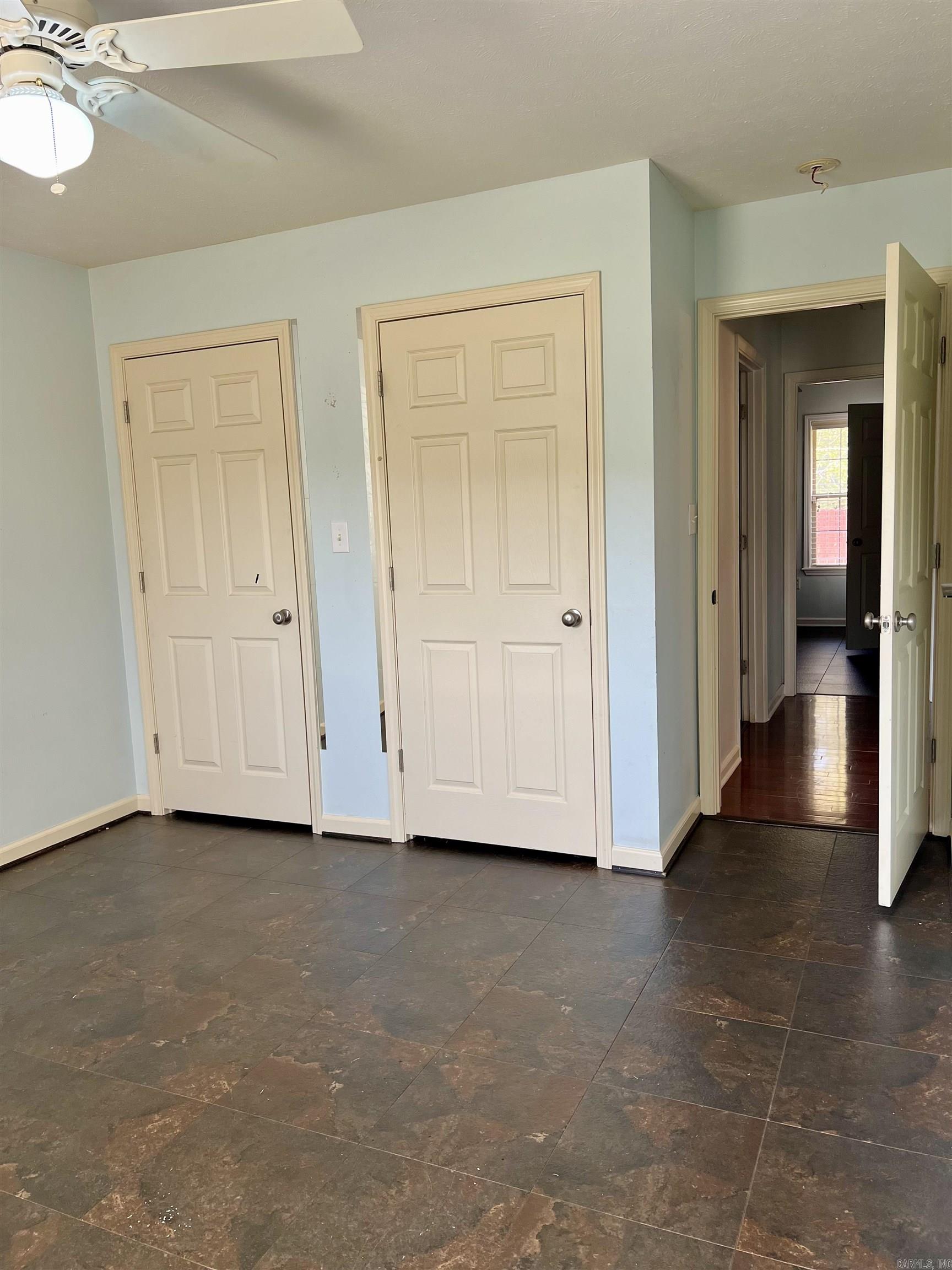 SKYLINE MEADOWS - Residential