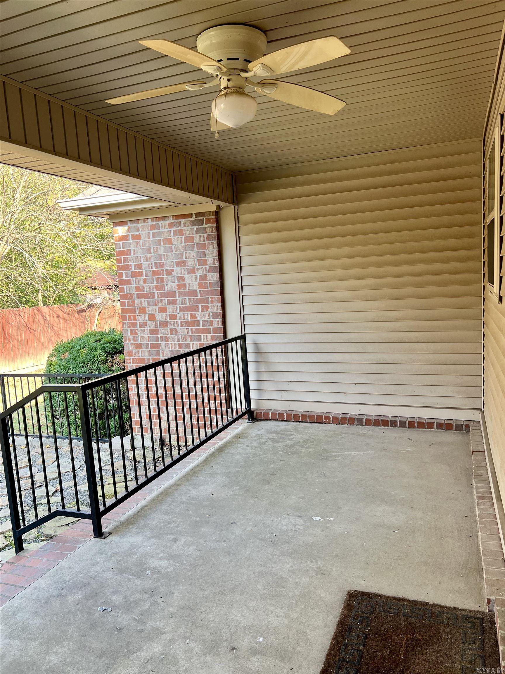 SKYLINE MEADOWS - Residential