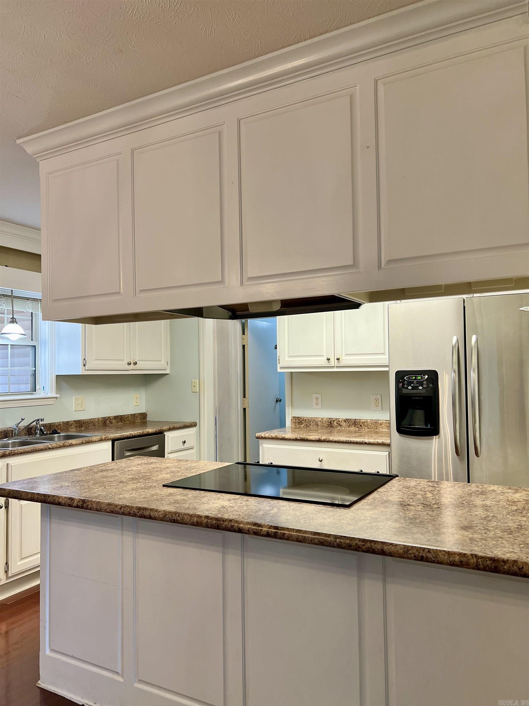 SKYLINE MEADOWS - Residential