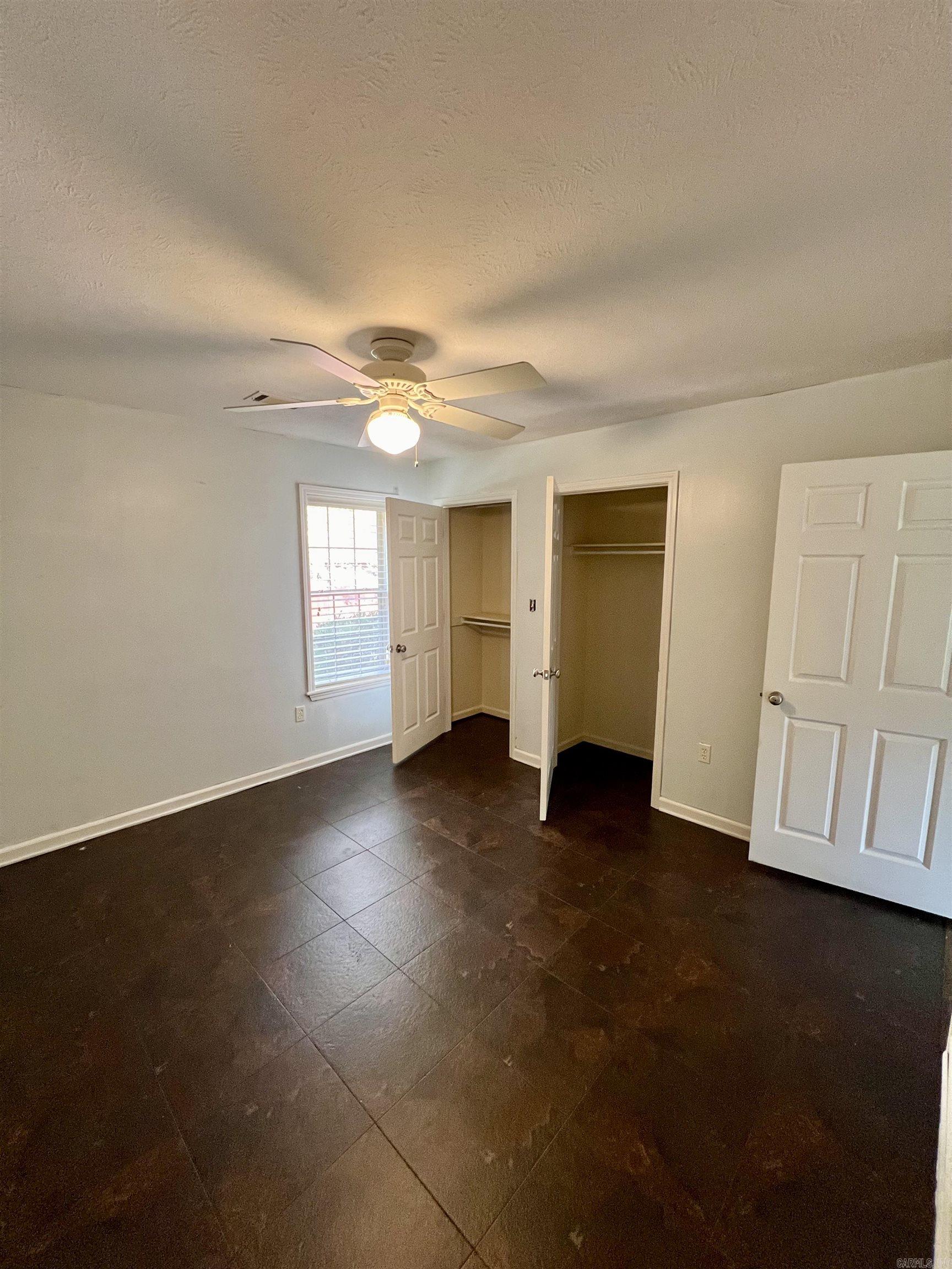 SKYLINE MEADOWS - Residential