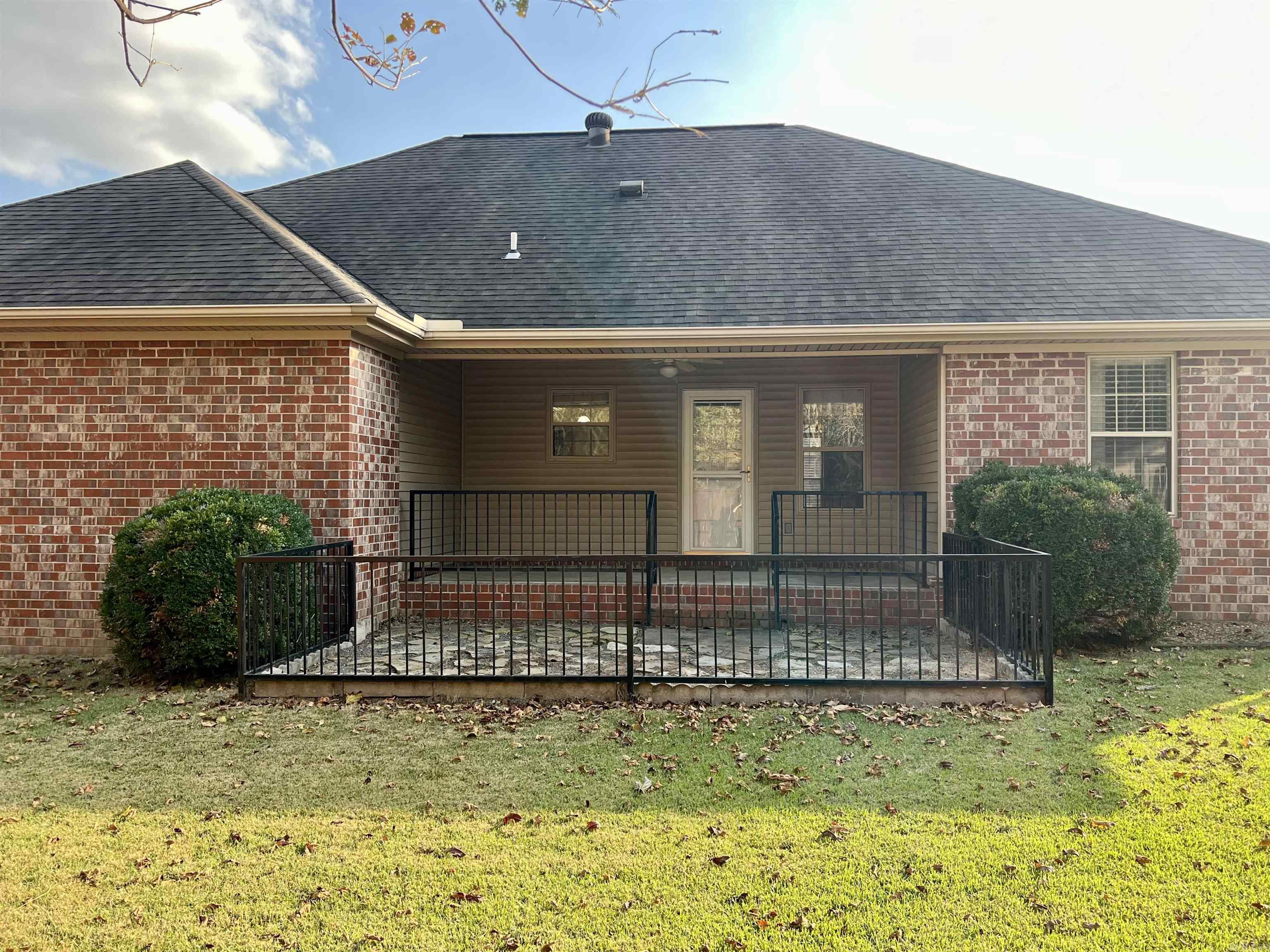 SKYLINE MEADOWS - Residential