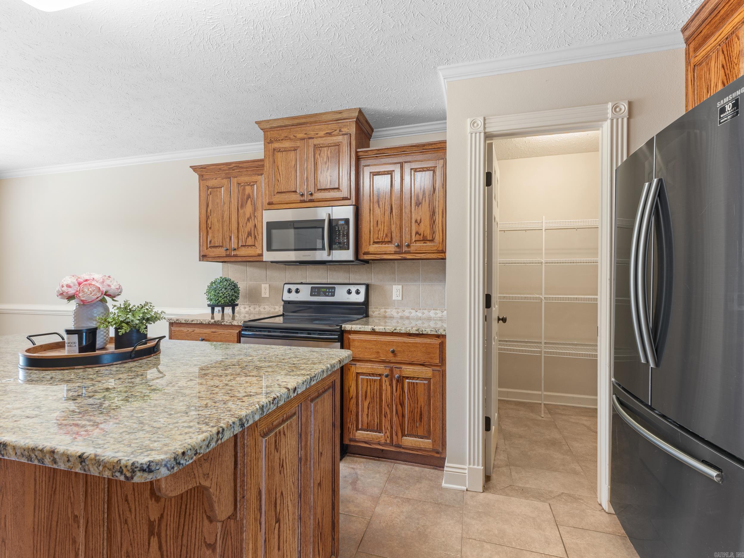 COLONY WEST S/D - Residential