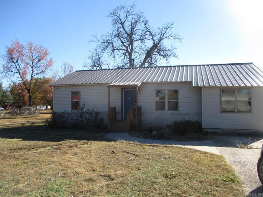 Don't miss out on this cute, clean 3 bedroom 2 bath home! Nice LVT and tile flooring, kitchen and baths are cute and updated, laundry room with storage closets, detached carport parking. All offers must be submitted by the Buyer's agent via the RES.NET Agent Portal. Agents please READ in the confidential agent remarks section for additional information on offer submission and other important information. https://agent.res.net/Offers.aspx?-1791709