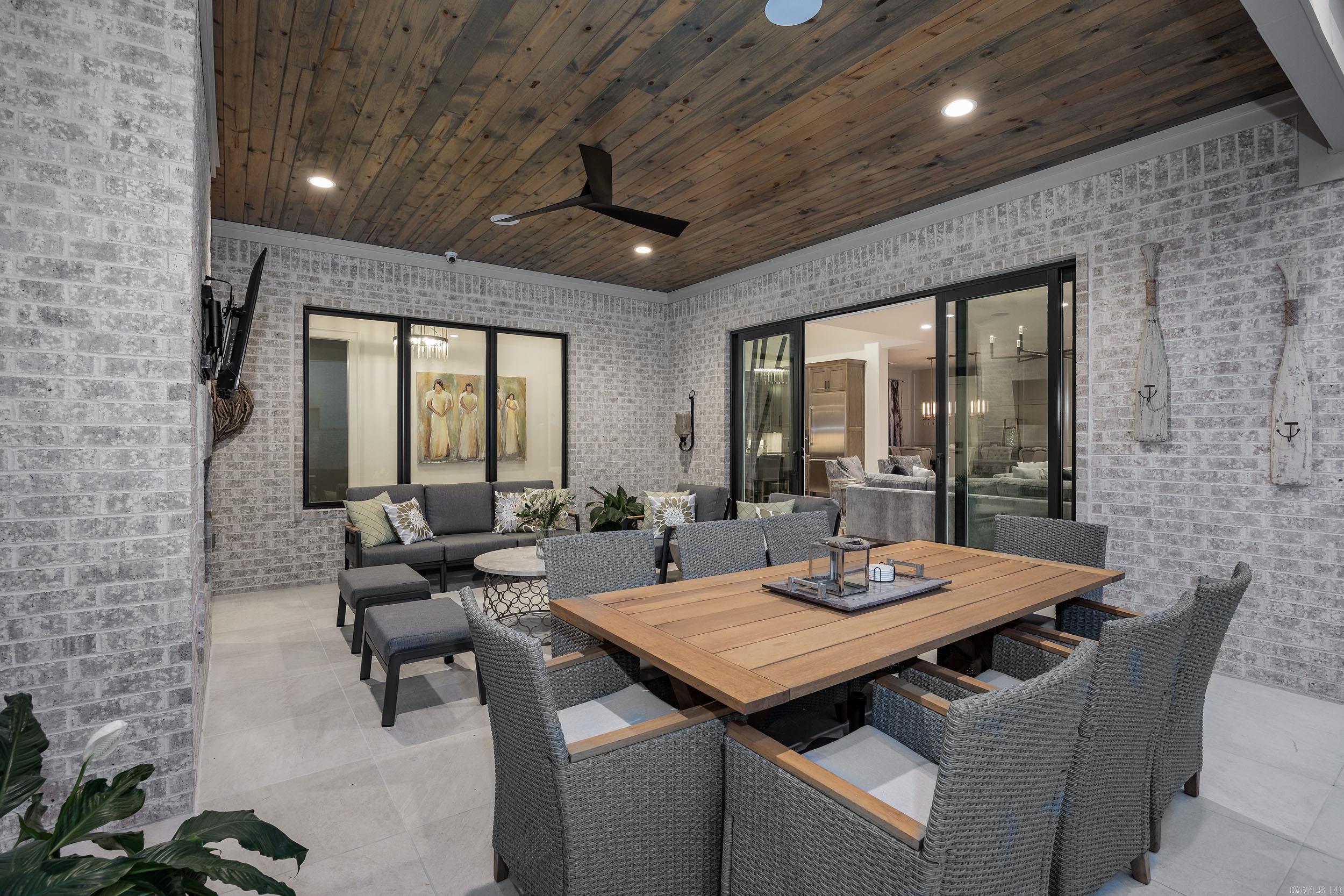 CHENAL VALLEY HALLEN COURT - Residential